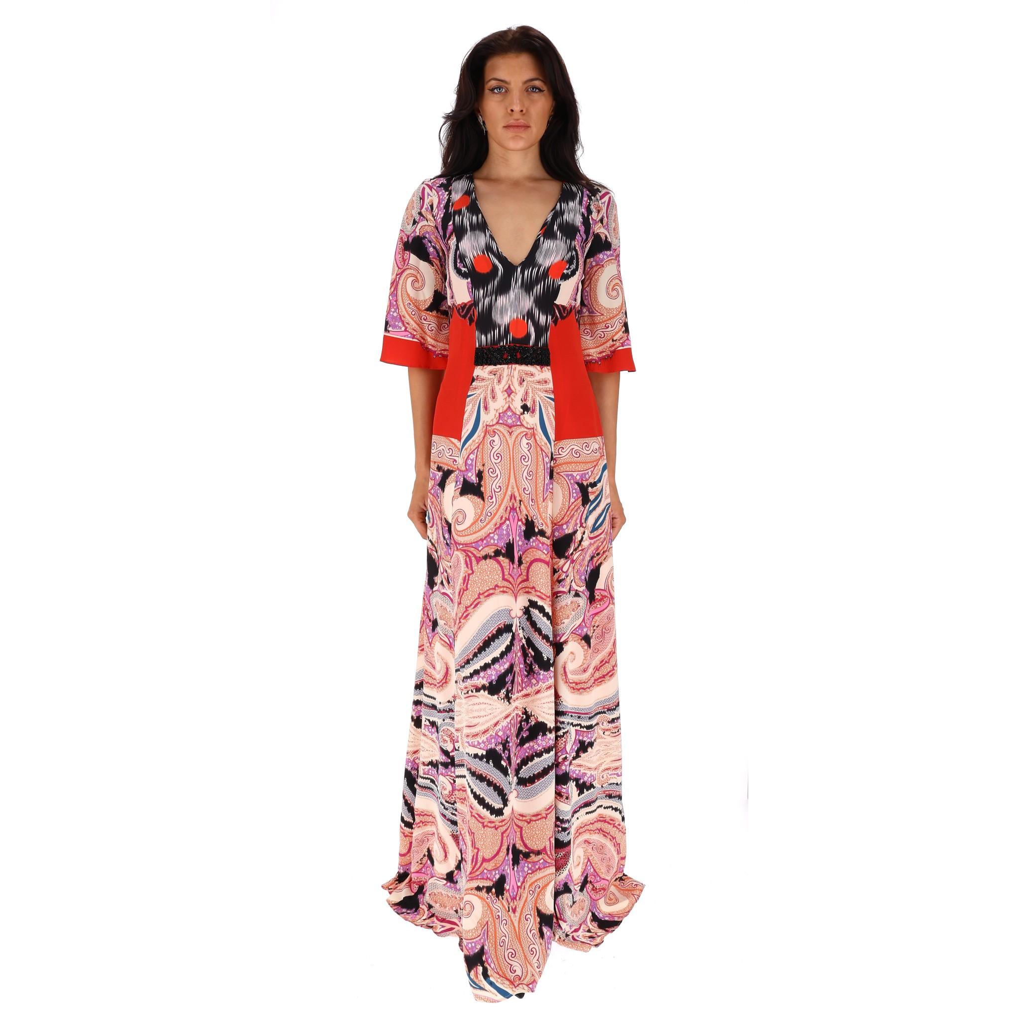 Etro Paisley Print Silk Maxi Dress

Multicoloured dress with the brand's signature paisley print.

Black bead hand-embroidery to the waist and kimono-inspired sleeves.

Zip fastening to rear. Rrp Approx. £2,100

Size – 42IT

Condition – Very Good
