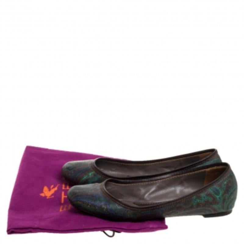 Etro Paisley Printed Coated Canvas And Leather Trim Ballet Flats Size 38 For Sale 2