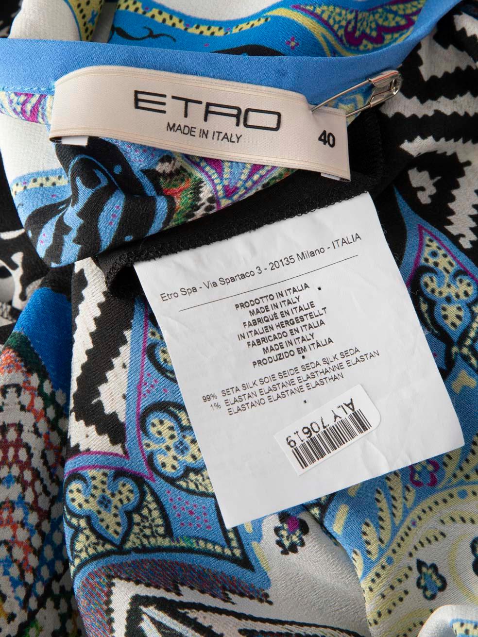 Etro Gemustertes Kleid mit kurzen Ärmeln Größe S im Angebot 2