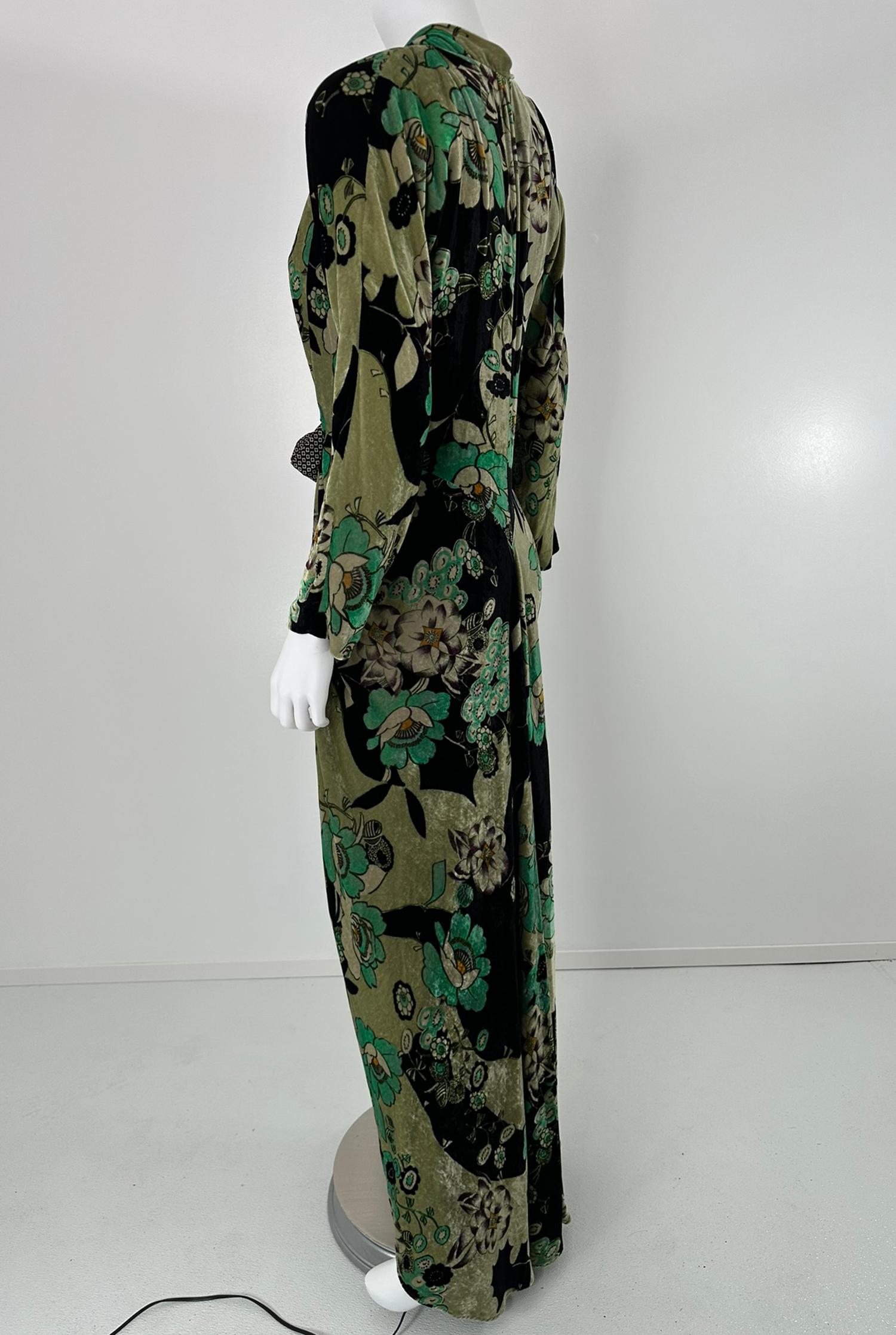 Etro - Velluto Panne Stampato con fiori muti - Vestito Maxi con scollo a V e vita a cravatta 44 in vendita 4