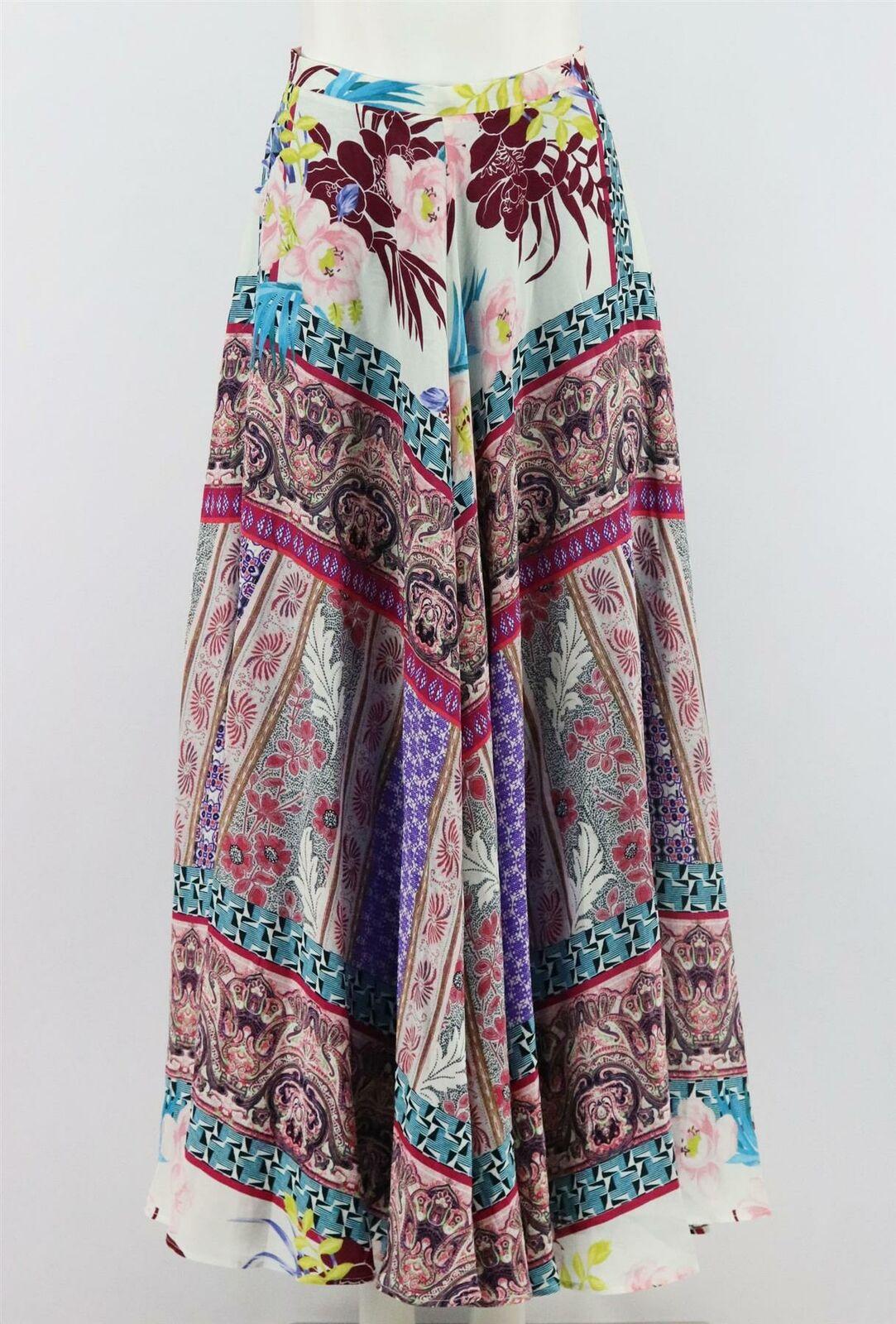 This billowing silk-crepe maxi skirt by Etro sits neatly at the waist and falls into a beautiful full shape to the floor, a perfect addition to your transitional wardrobe.
Multicolored silk-crepe.
Concealed hook and zip fastening at back.
100% Silk;