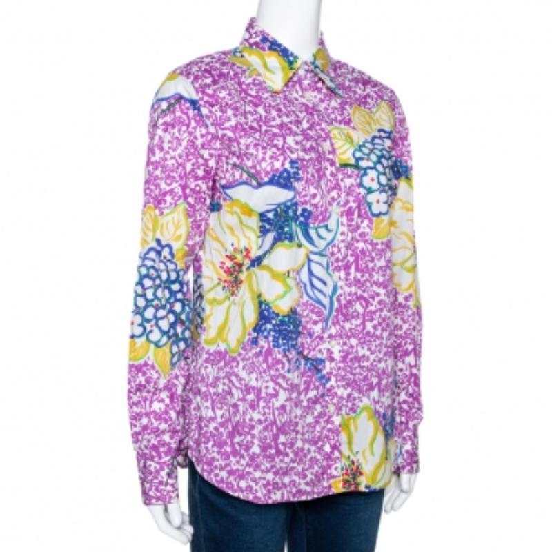 Elegante e femminile, questa camicia di Etro è perfetta per le giornate casual. Realizzato in cotone elasticizzato, presenta una tonalità viola e una stampa floreale. Ha una silhouette aderente, maniche lunghe, colletto e bottoni sul davanti. Si