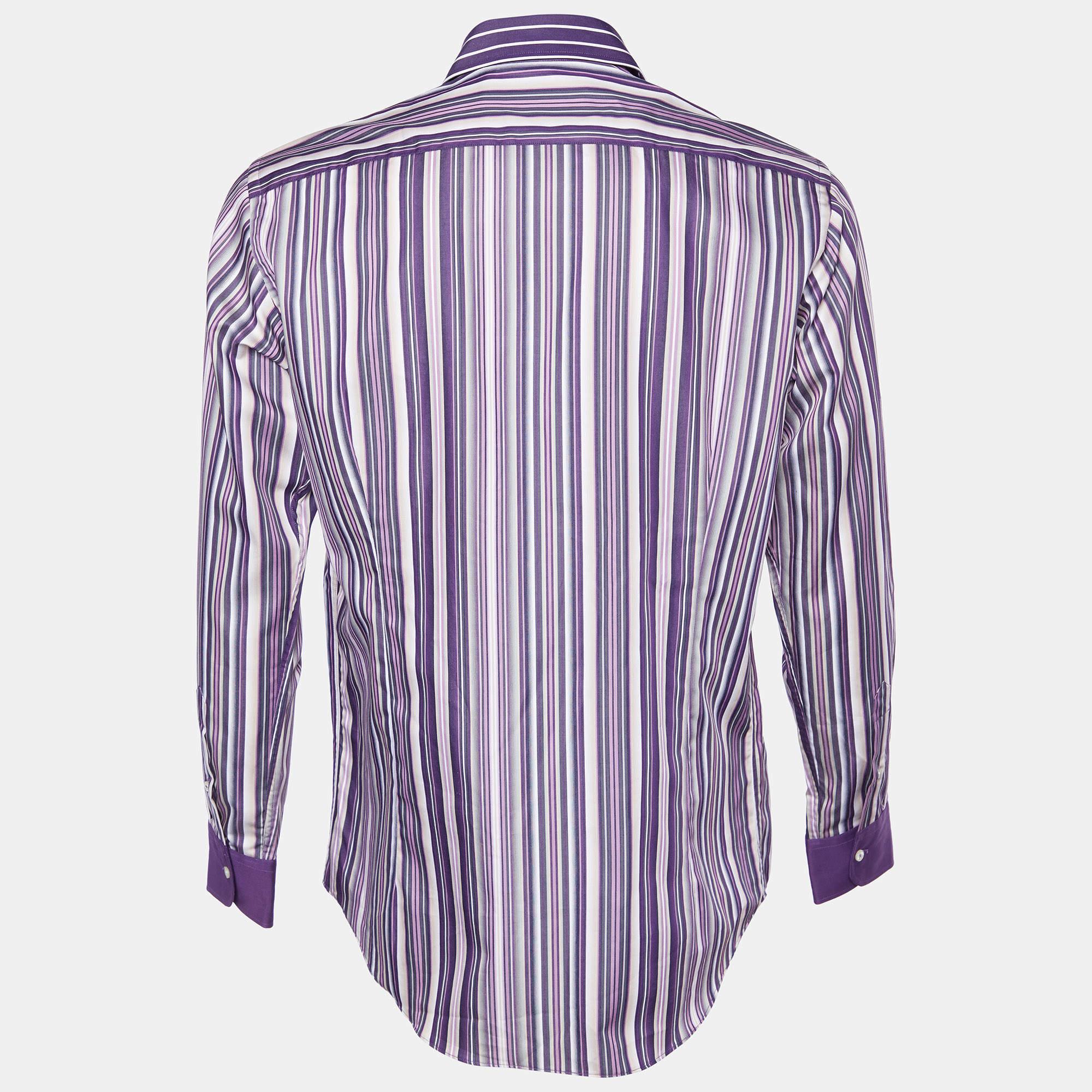 As shirts are an indispensable part of a wardrobe Etro brings you a creation that is both versatile and stylish. It has been tailored from high quality fabric for a classy look and fit.