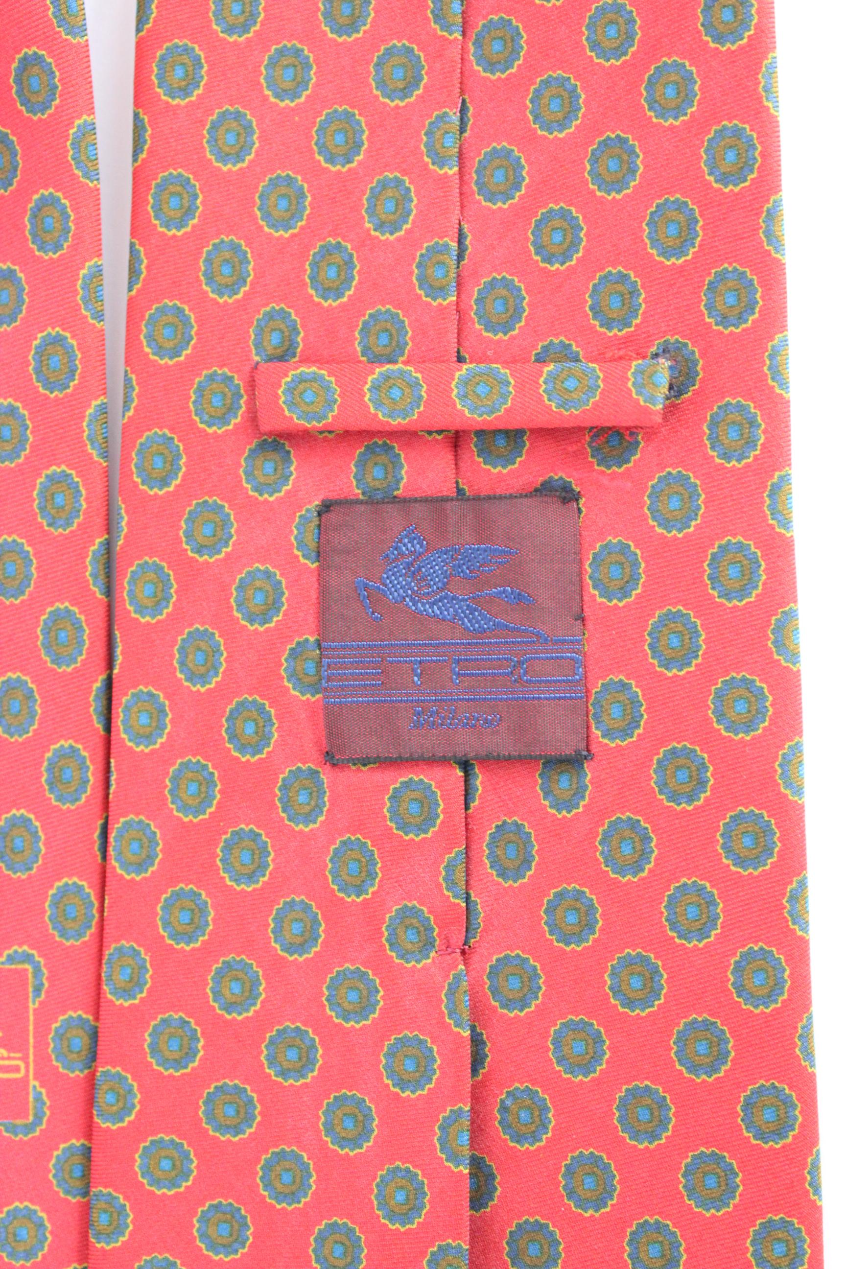 Etro - Cravate classique à pois en soie rouge et bleue Excellent état - En vente à Brindisi, Bt