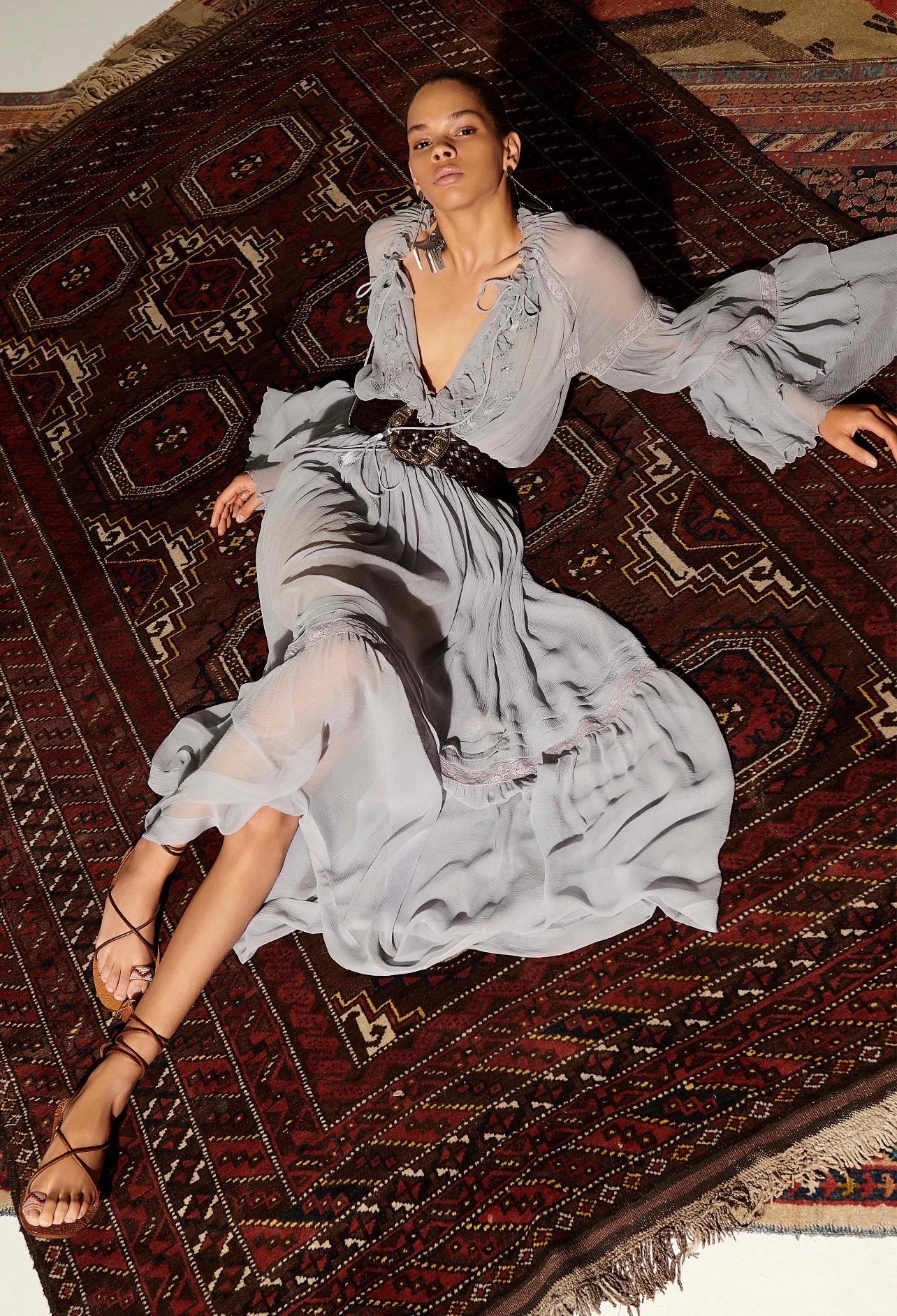 Beautiful ETRO Resort 2020 gray silk chiffon and silk gauze bell sleeve gown ! Features intricate hand embroidery on the bodice and sleeves. Simply slips over the head and adjusts to fit with drawstrings at waist and neck. Long exaggerated bell