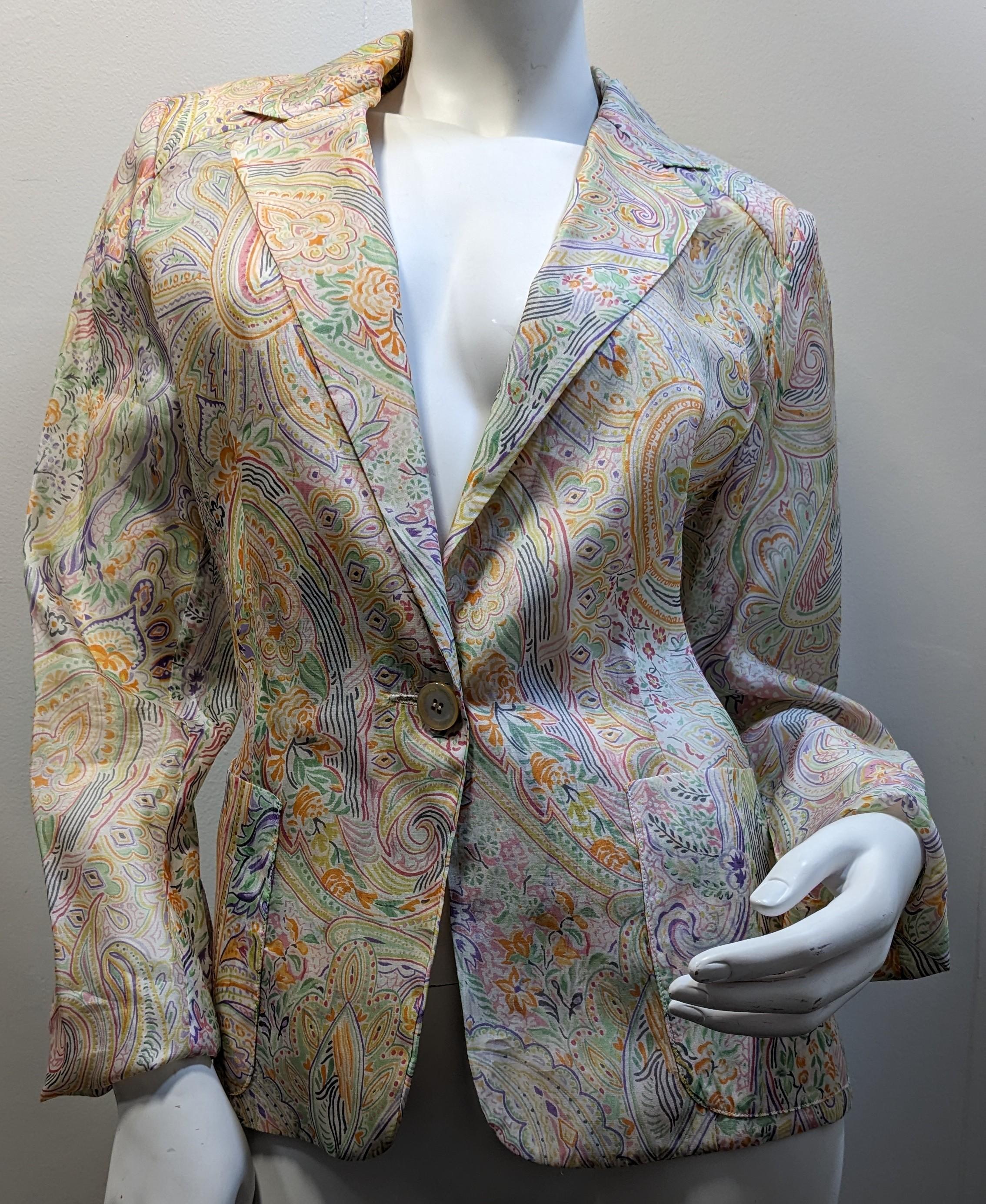 ETRO silk jacket made in Milano Italy Etro
Blazer multi-color, floral print, notch lapel, front button closure, long sleeves and front pockets.

Size 46
Length from shoulder 65cm / 25,60 inches 
Length from sleeve 65cm / 25,60 inches
Composisoon