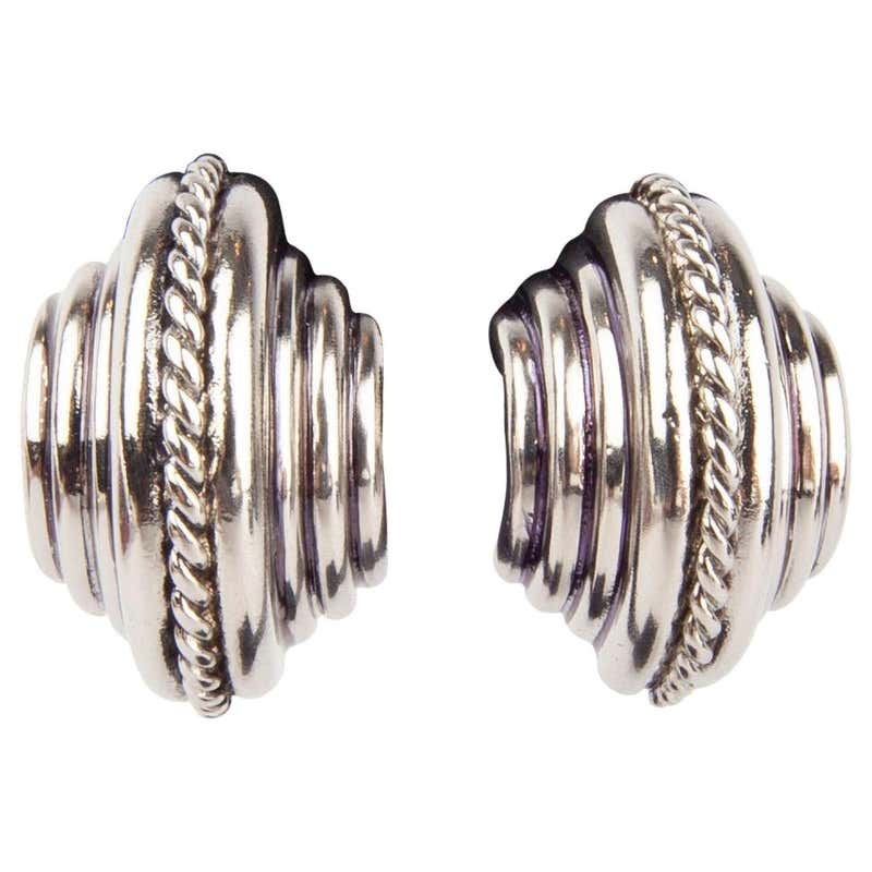 Ysl logo necklace silver Clearance