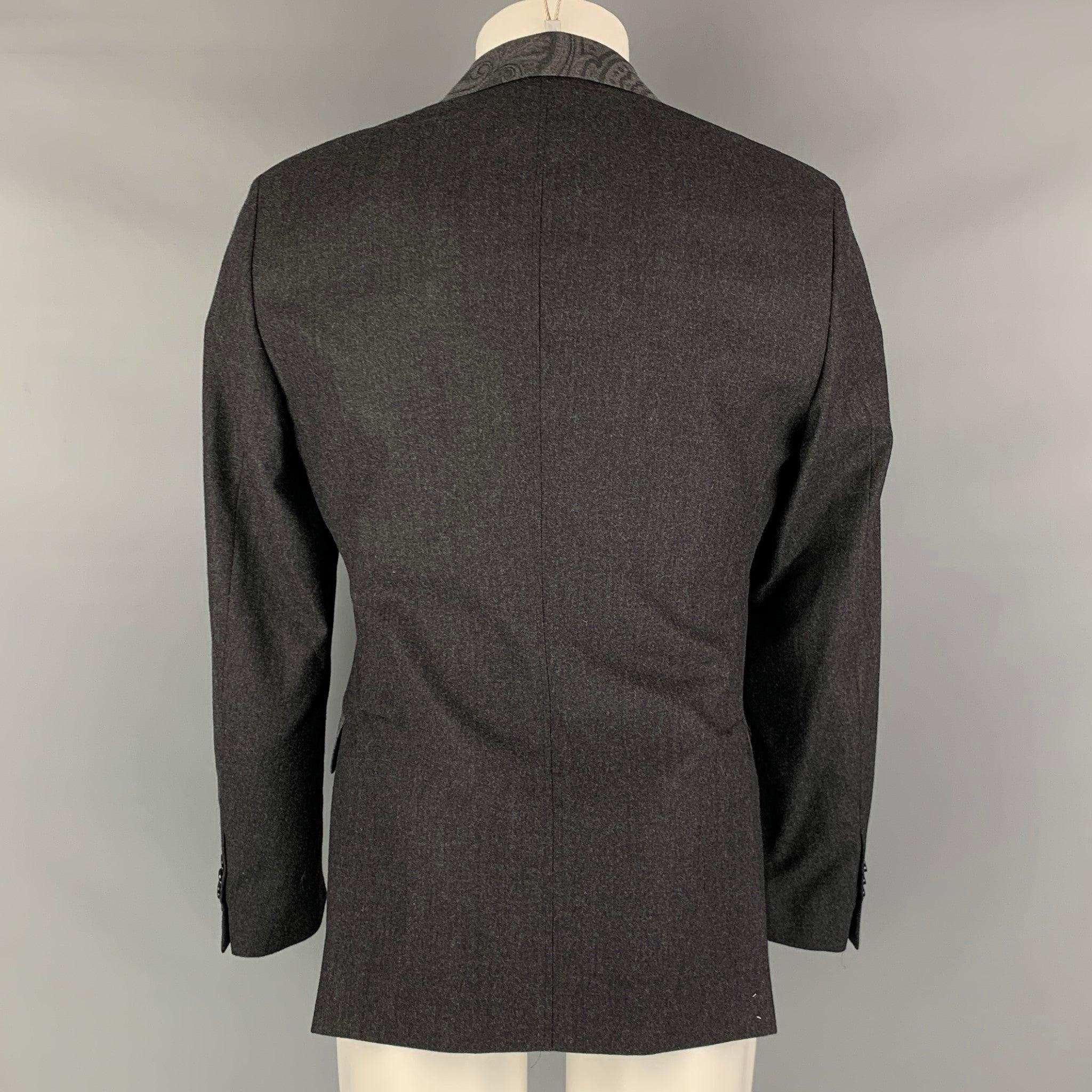 ETRO Size 38 Charcoal Mixed Fabrics Wool Blend Notch Lapel Sport Coat In Excellent Condition For Sale In San Francisco, CA