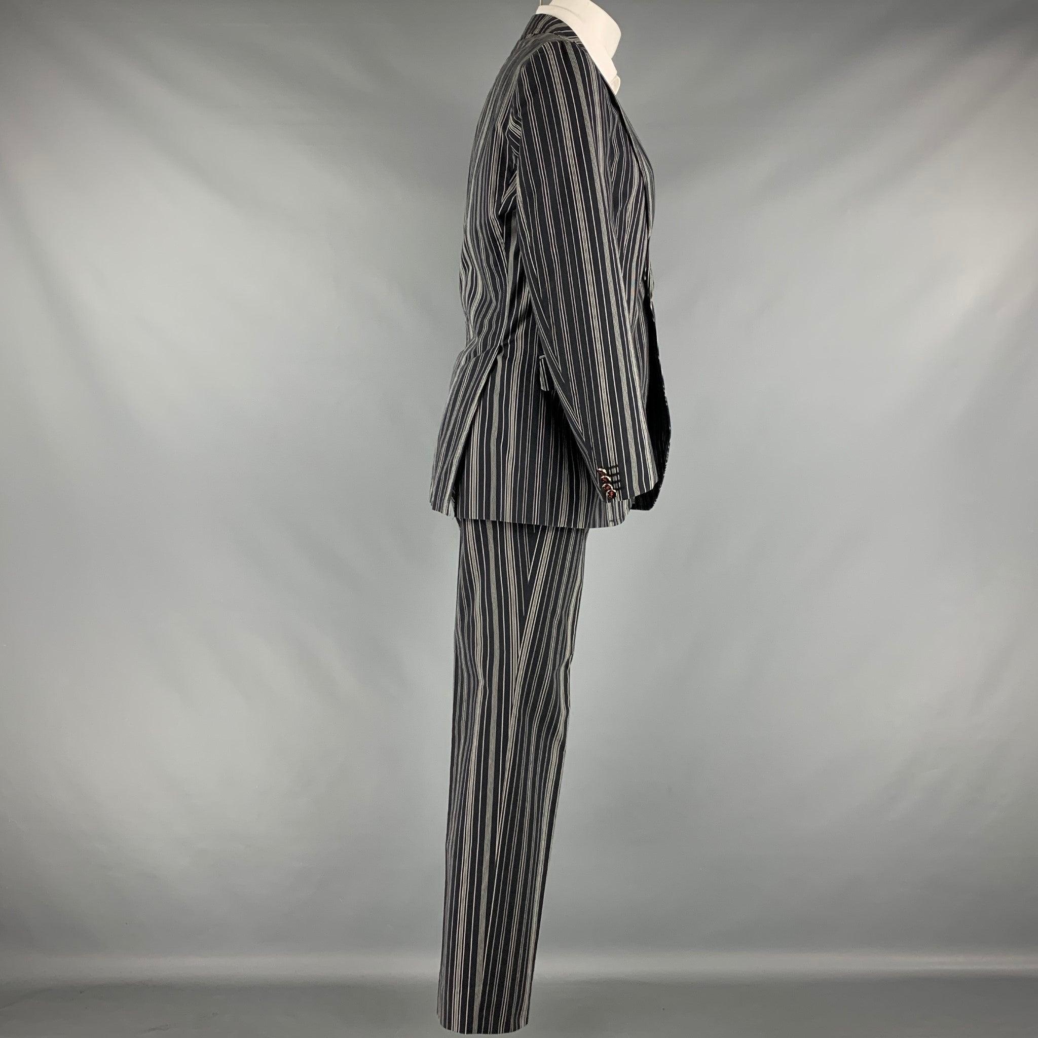 ETRO Size 40 Black White Stripe Cotton Peak Lapel Suit In Excellent Condition For Sale In San Francisco, CA