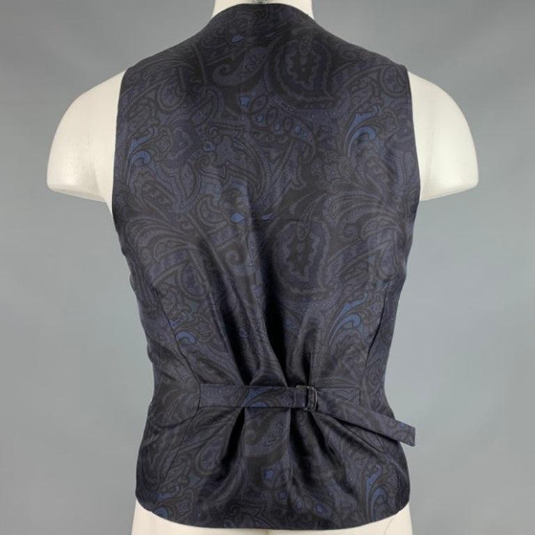 ETRO Size 40 Black Wool Shawl Collar Vest In Excellent Condition For Sale In San Francisco, CA