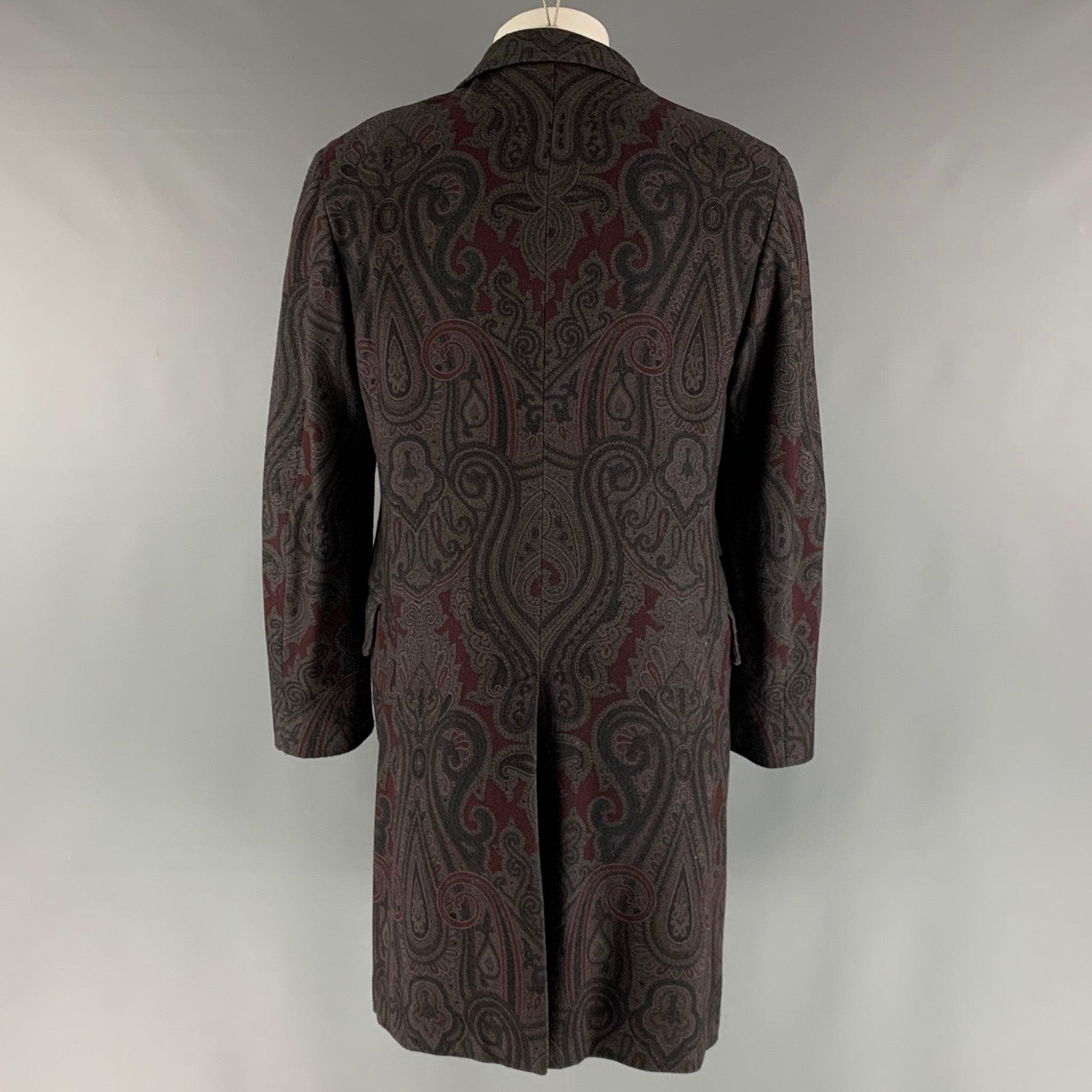ETRO Size 40 Grey Burgundy Paisley Wool Polyamide Coat In Excellent Condition For Sale In San Francisco, CA