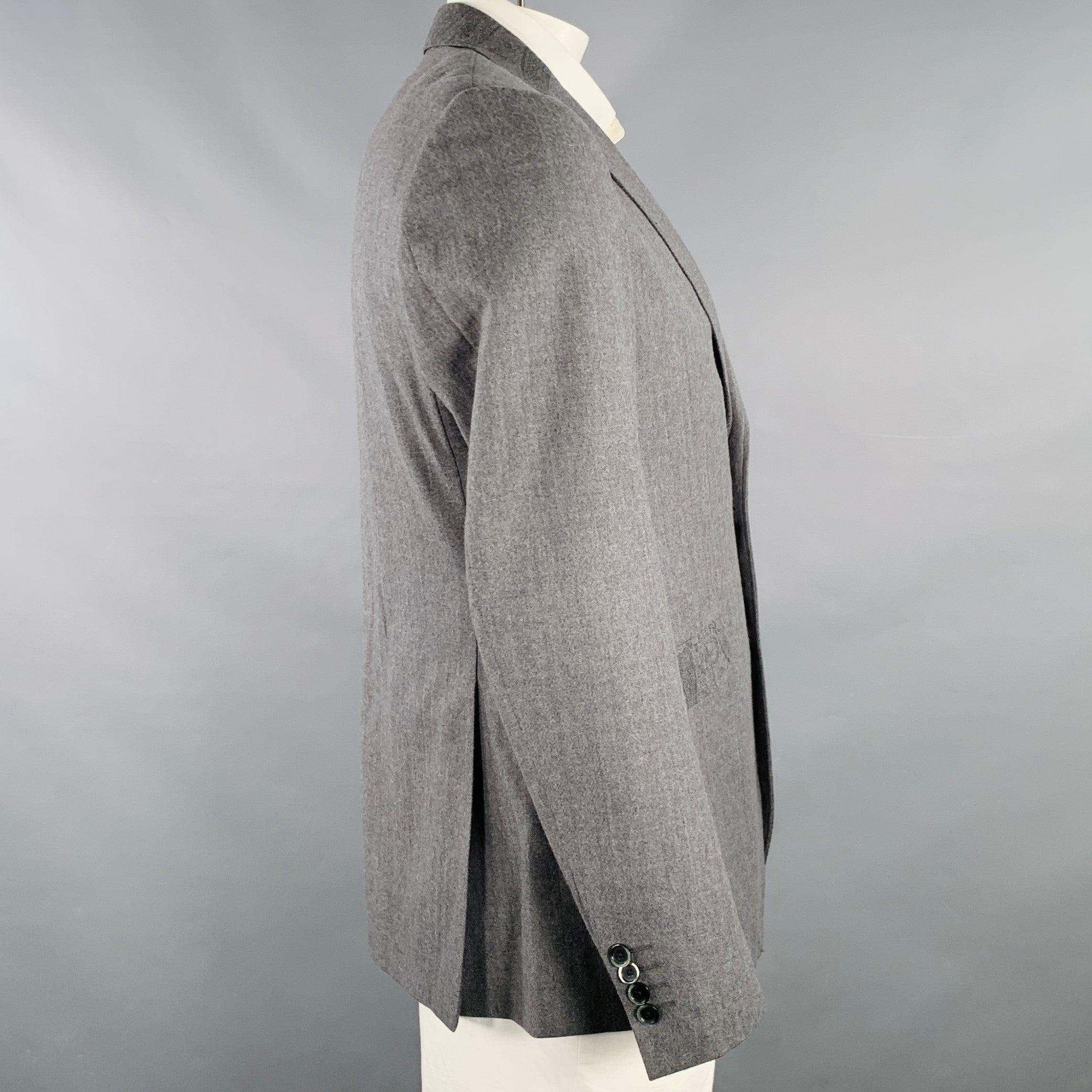 ETRO Size 42 Grey Wool Blend Paisley Trim Single Breasted Sport Coat In Excellent Condition For Sale In San Francisco, CA