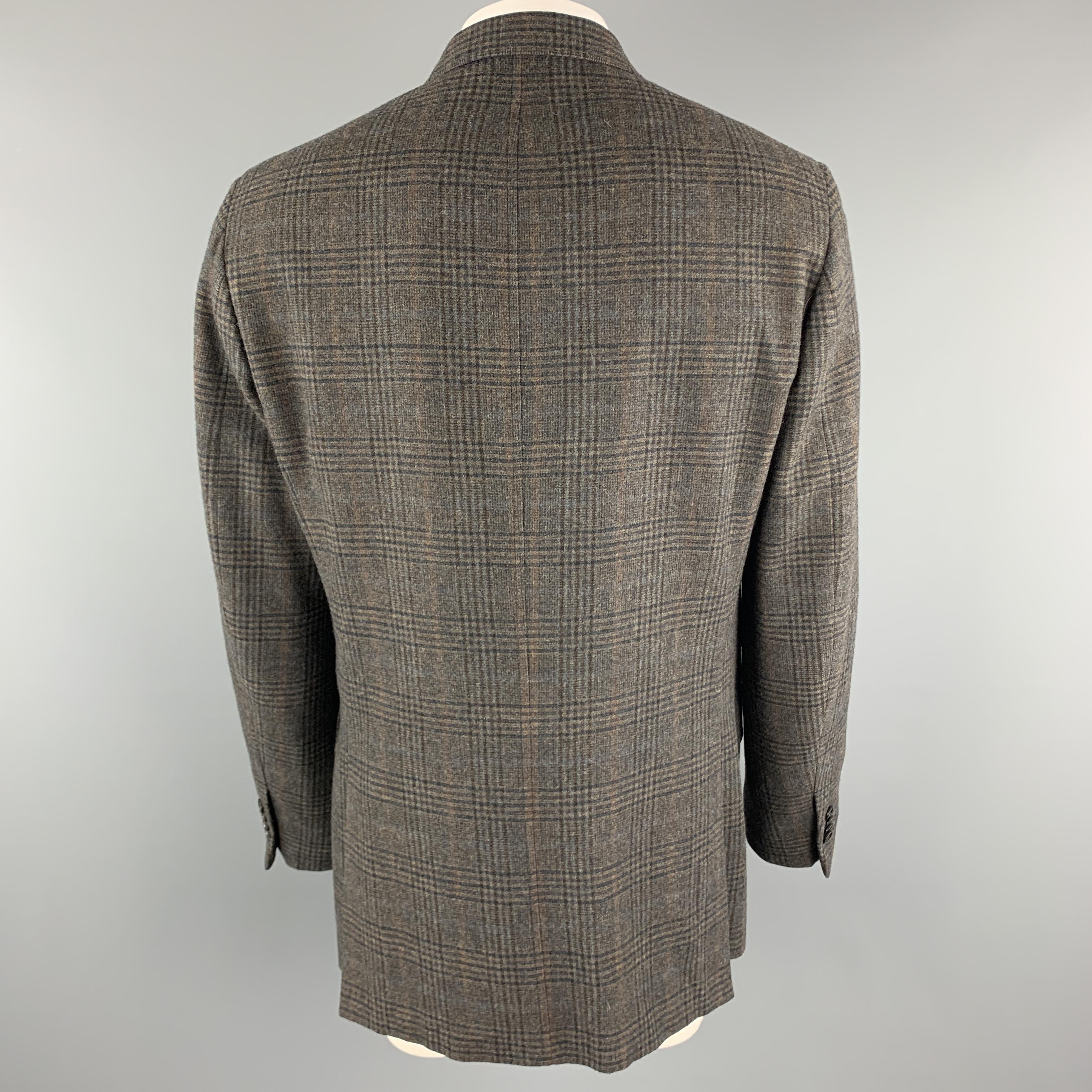 ETRO Size 42 Long Taupe Plaid Wool / Cashmere Tab Collar Sport Coat In Excellent Condition In San Francisco, CA