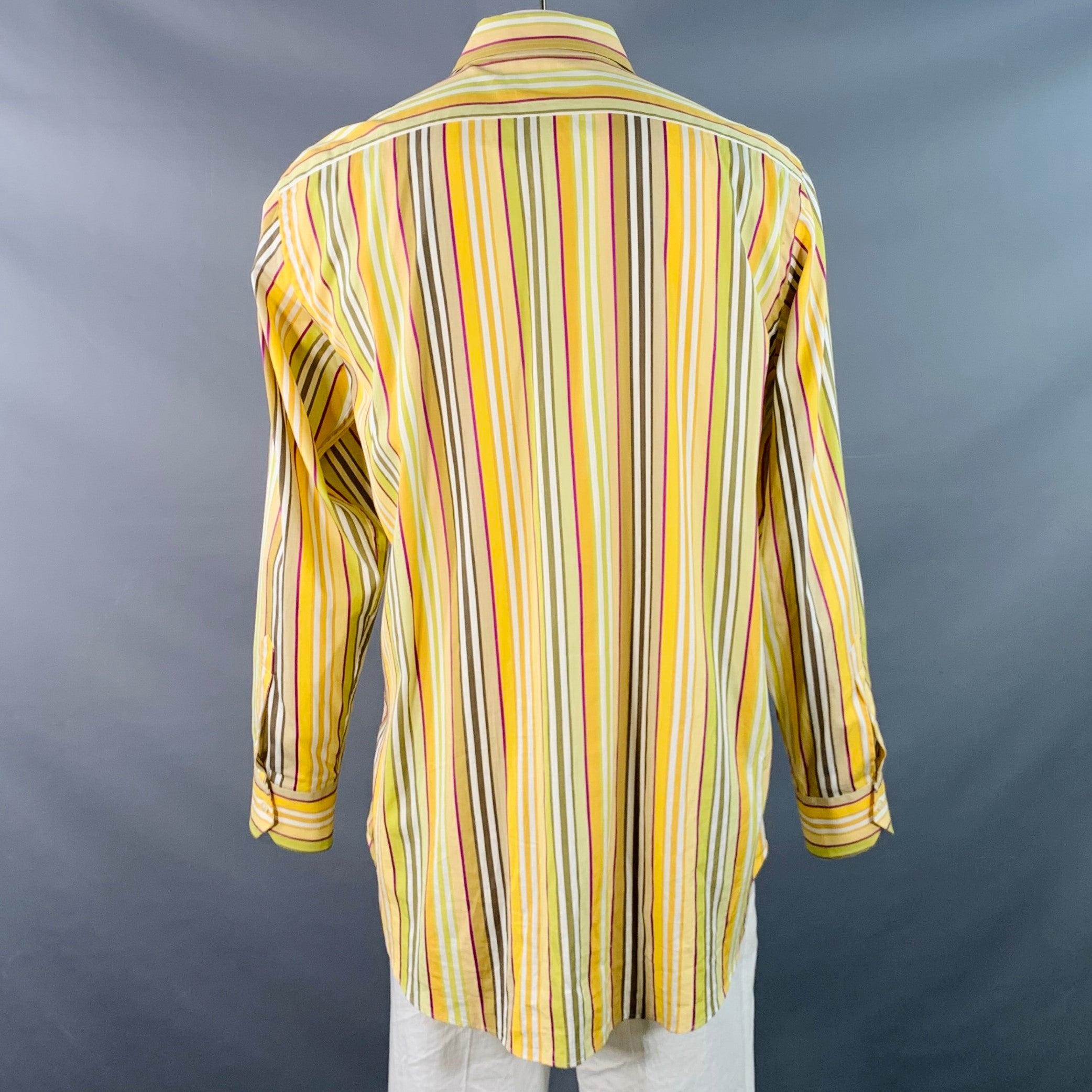 Etro taglia 44, camicia a maniche lunghe in cotone a righe bianche e verdi, con taglio curvo. In condizioni buone in vendita a San Francisco, CA