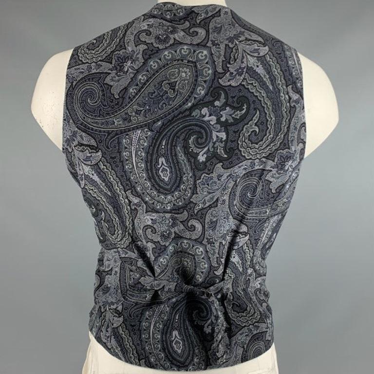 ETRO Size 46 Black Grey Jacquard Polyester Blend Vest In Excellent Condition For Sale In San Francisco, CA