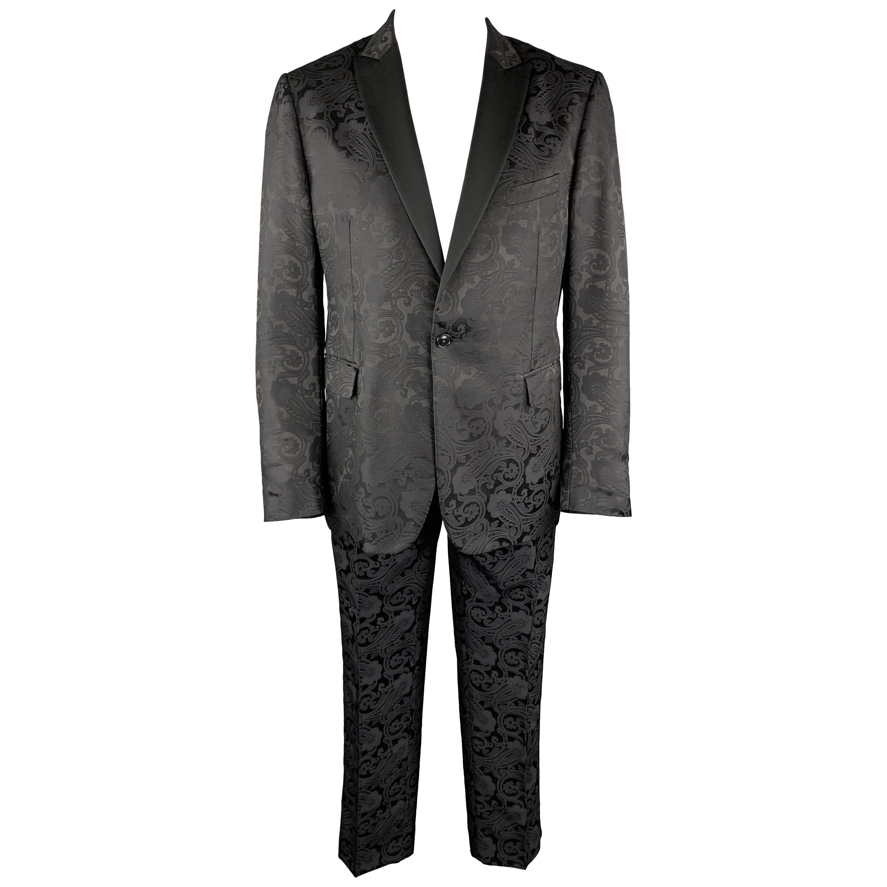 ETRO Size 46 Black Paisley Wool / Silk Satin Peak Lapel Tuxedo