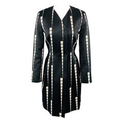 ETRO Talla 6 Negro y Blanco Rayas Geométricas Cuello en V PLeat Falda Abrigo
