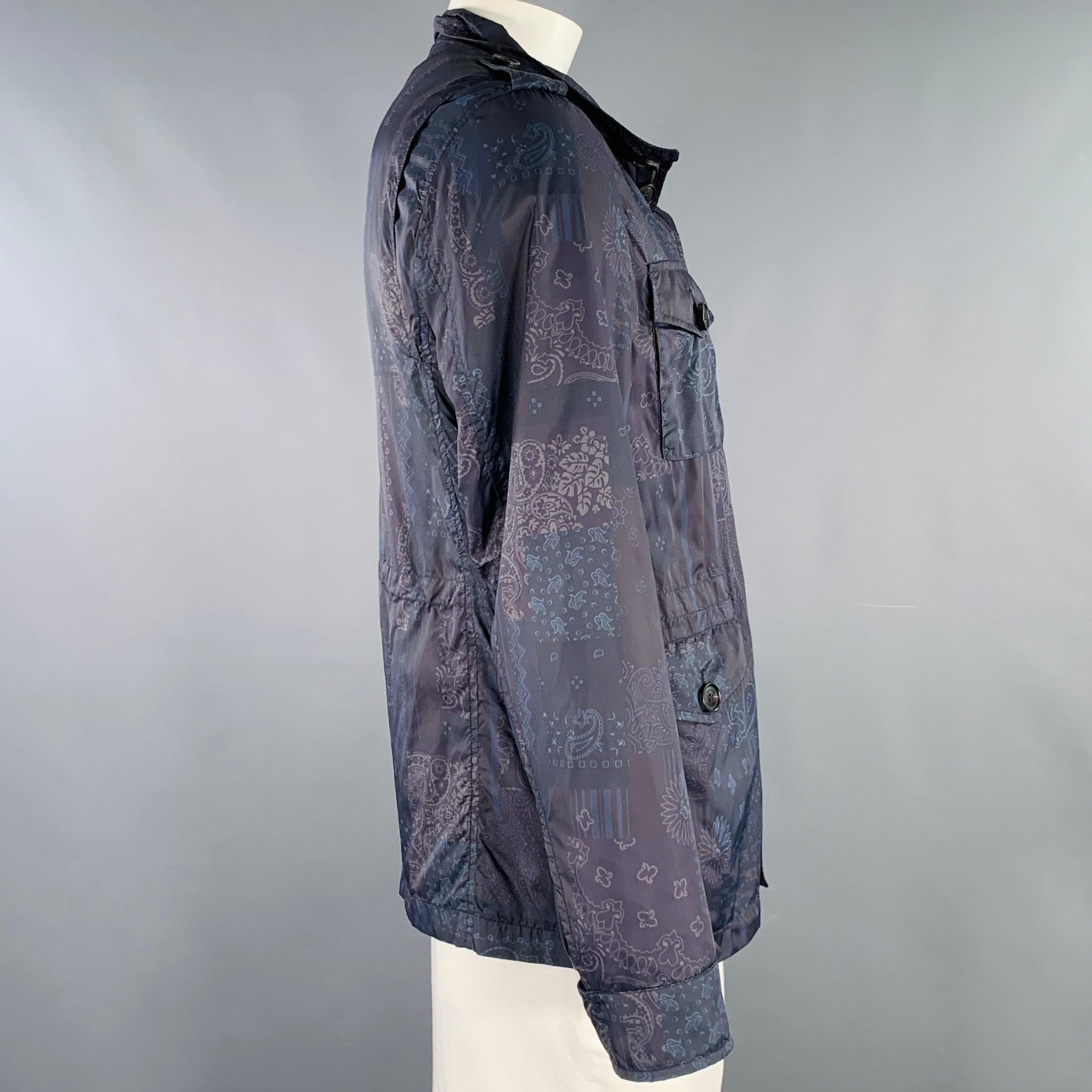 ETRO Size L Caxapa Black Navy Paisley Polyamide Buttoned Pockets Jacket In Excellent Condition In San Francisco, CA