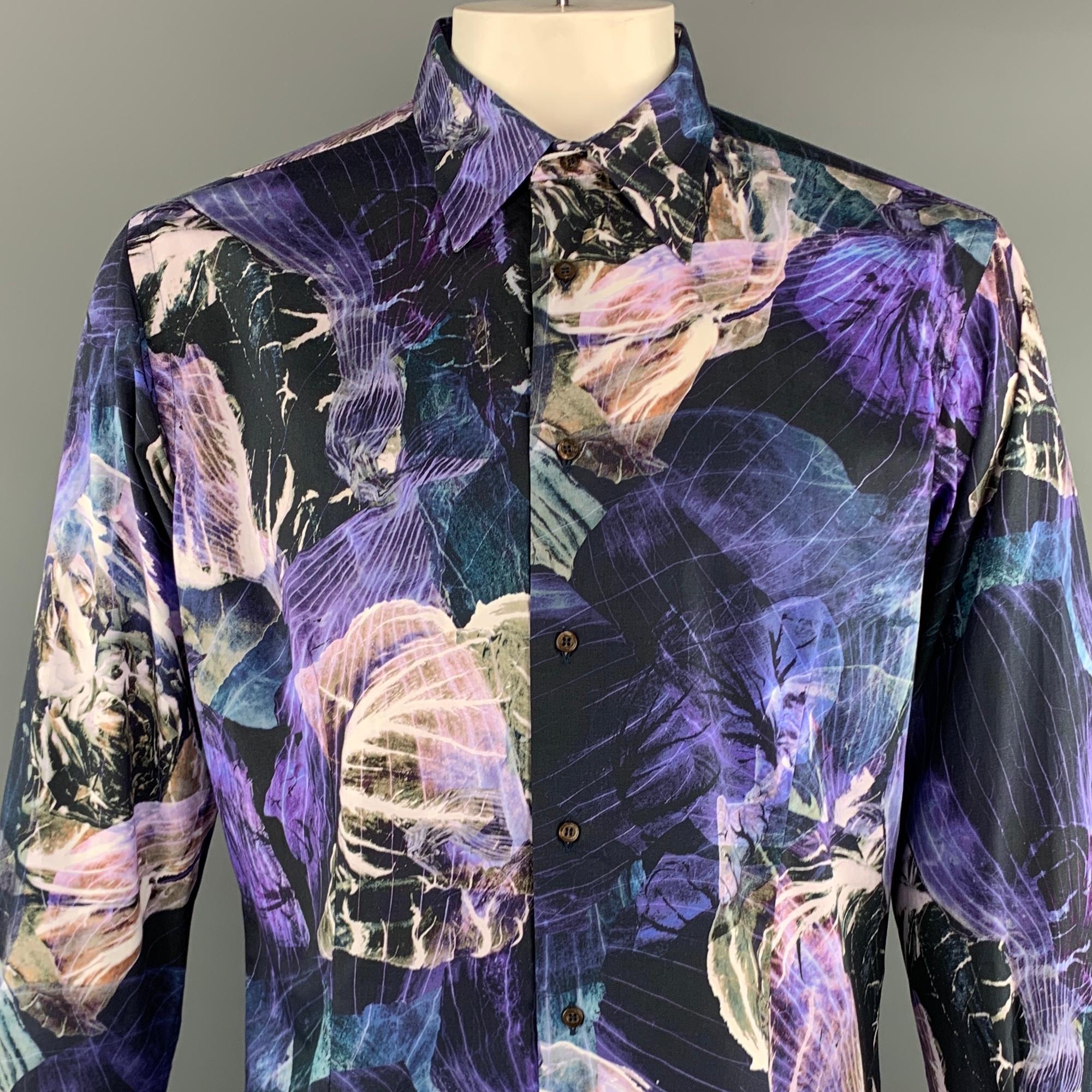 ETRO long sleeve shirt comes in a purple and black print cotton featuring a button up style and a spread collar. Made in Italy. 

Excellent Pre-Owned Condition.
Marked: IT 43

Measurements:

Shoulder: 17.5 in. 
Chest: 49 in.     
Sleeve: 26.5 in.