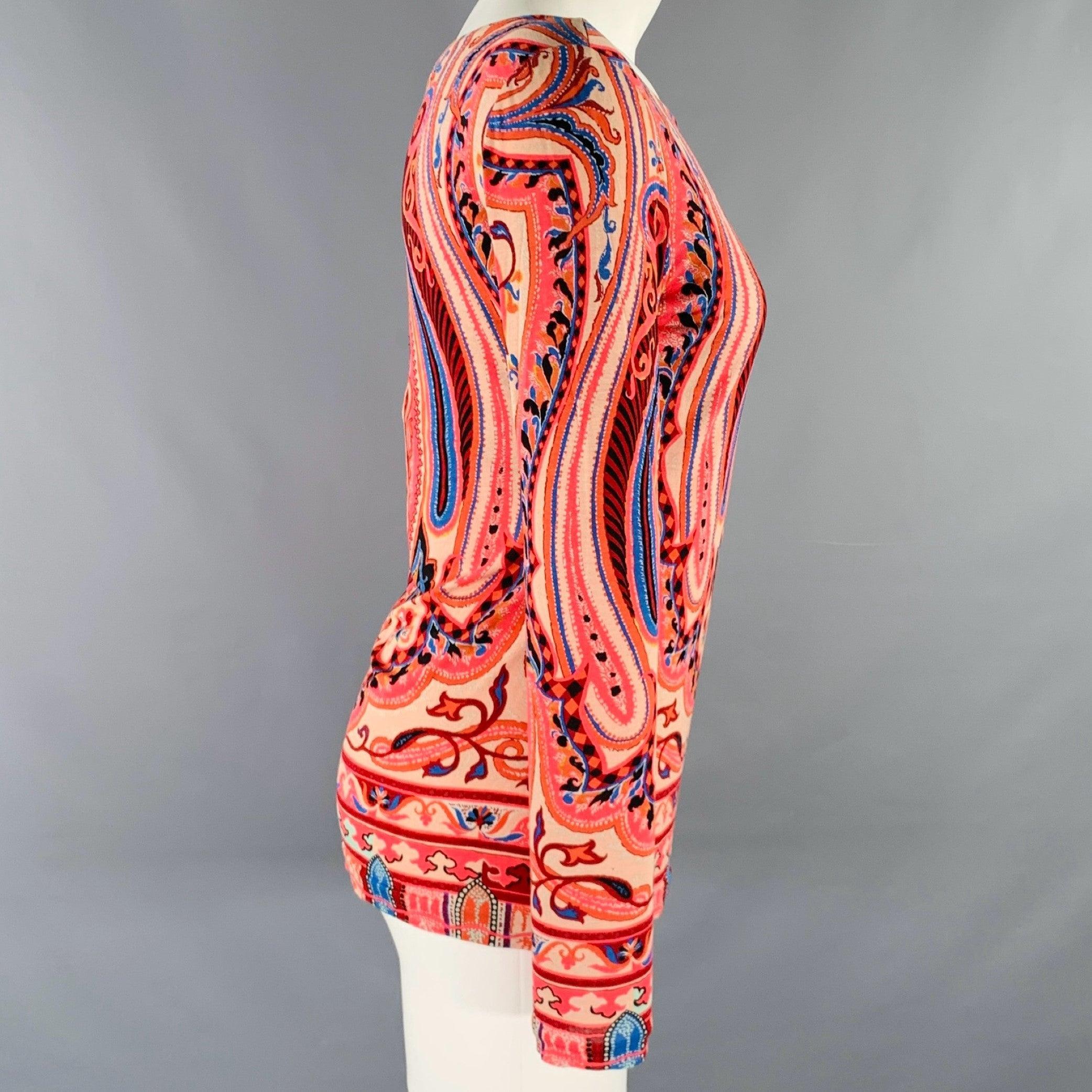 ETRO casual top
in a multi-color fabric featuring a paisley pattern, long sleeves, and scoop neck. Made in Italy.Excellent Pre-Owned Condition. 

Marked:   42 

Measurements: 
 
Shoulder: 14 inches Bust: 38 inches Sleeve: 23.5 inches Length: 24