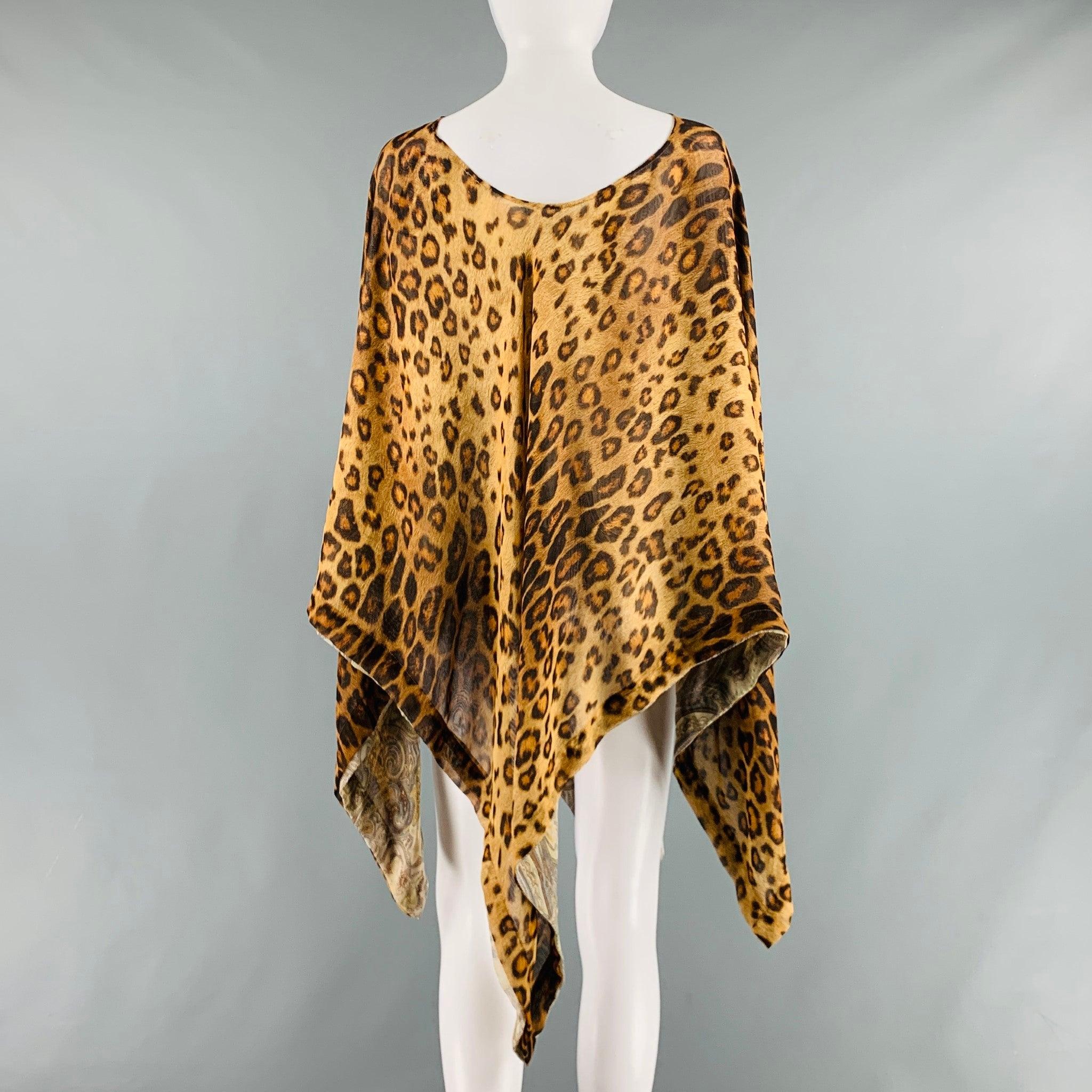 ETRO Size One Size Beige Brown Silk Leopard Poncho Dress Top Pour femmes en vente
