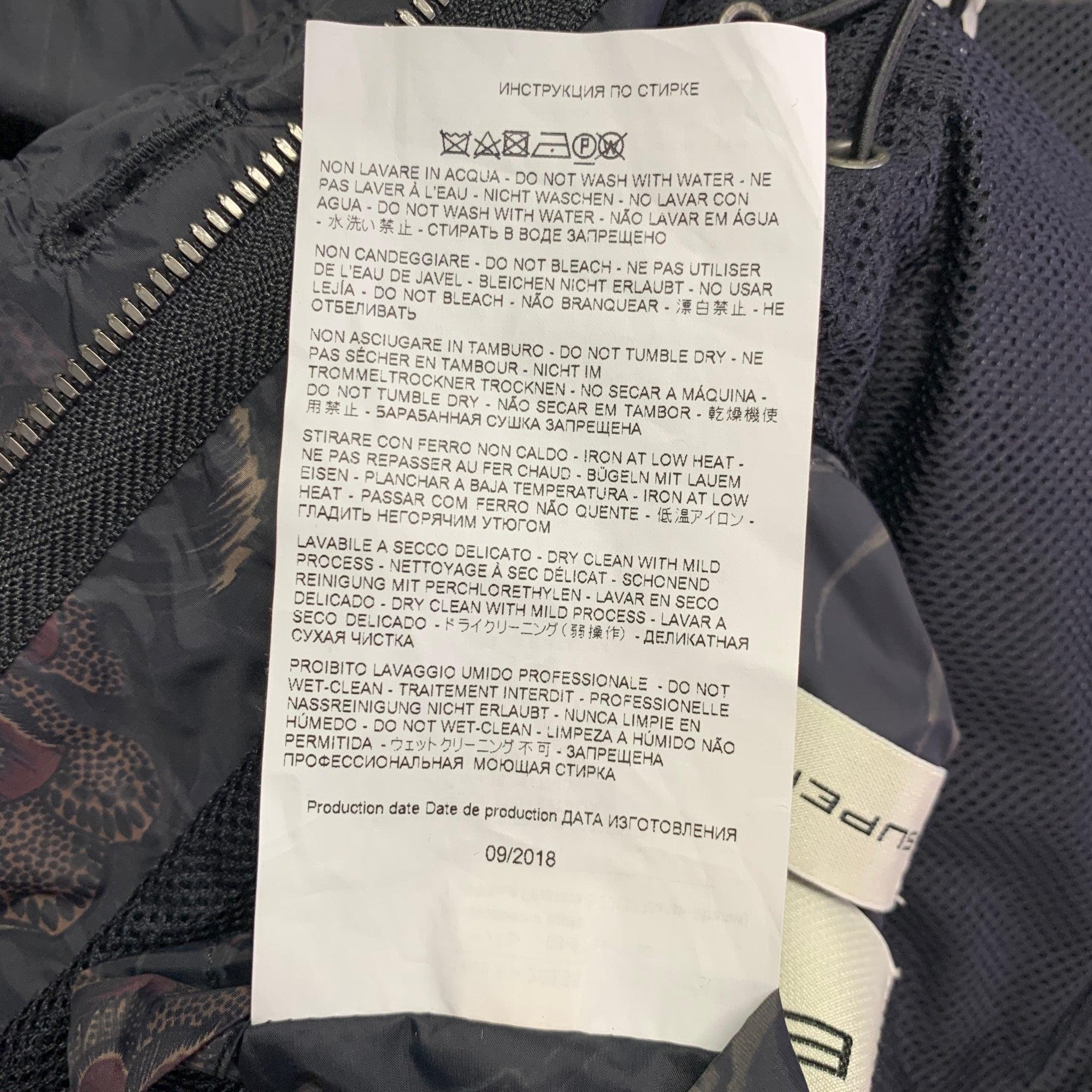 ETRO Giacca con spalline in poliammide floreale nera e marrone taglia XL in vendita 2