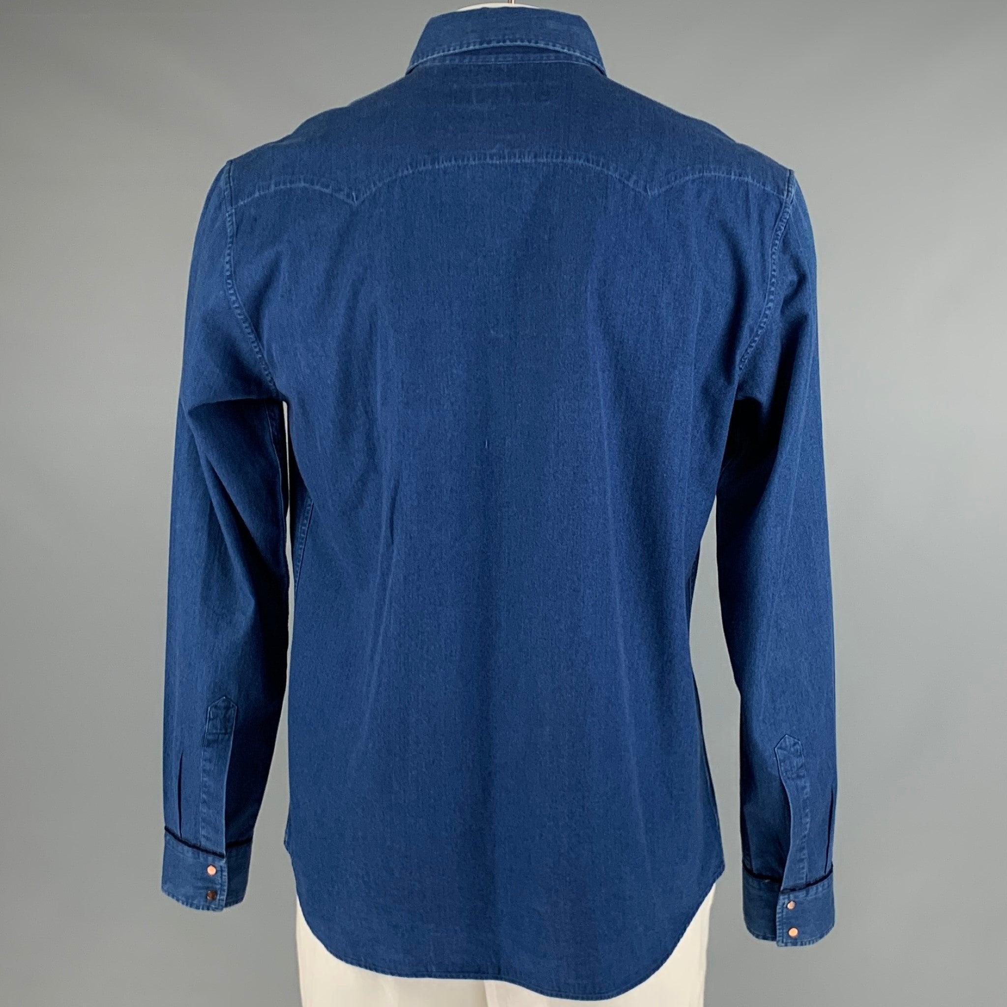 ETRO Size XL Indigo Cotton Snaps Long Sleeve Shirt In Good Condition For Sale In San Francisco, CA