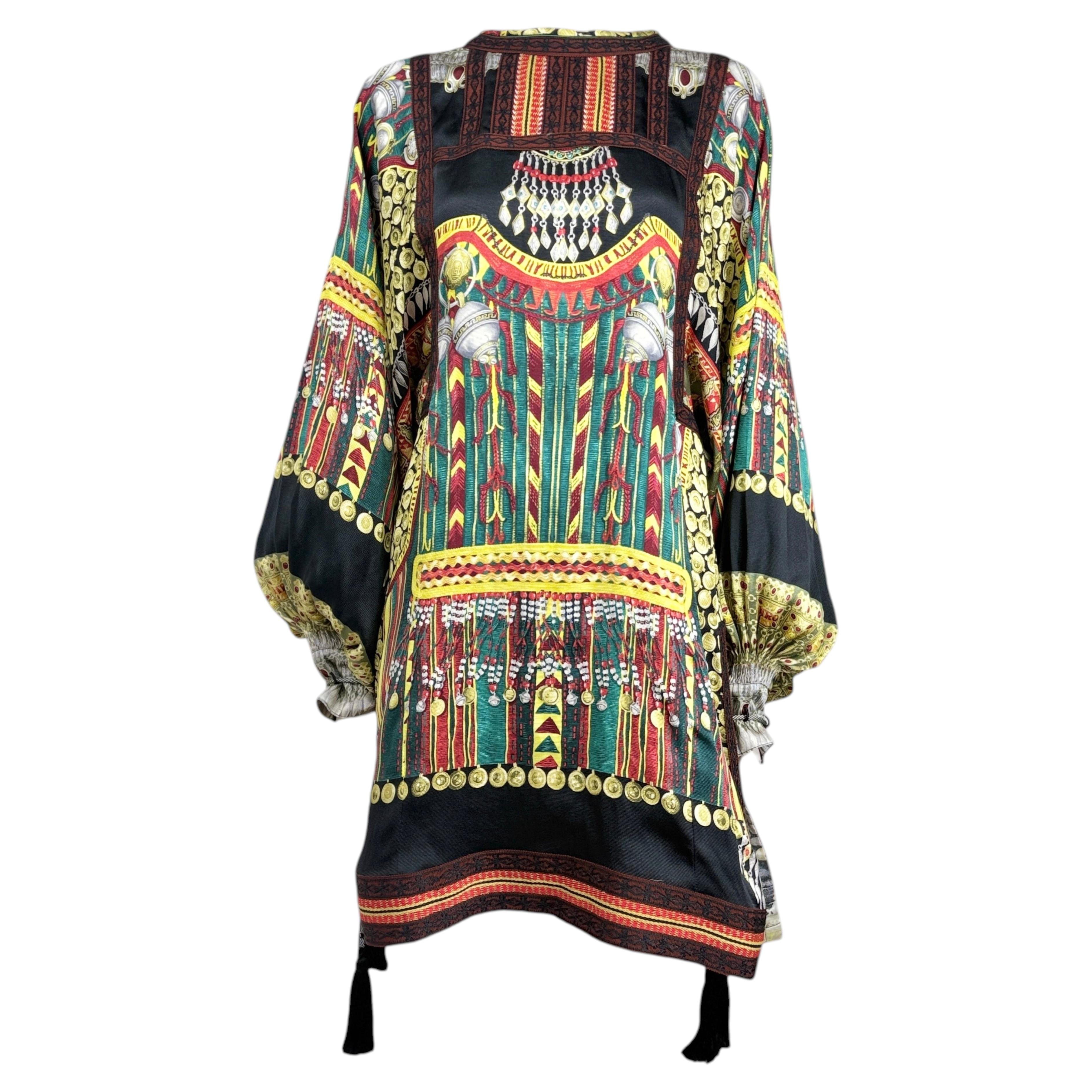 Etro Spring 2017 Look 29 Robe à pompons en soie imprimée
