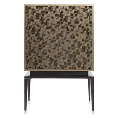 Tibesti-Schrank aus Holz und poliertem Messing des 21. Jahrhunderts von Etro Home Interiors