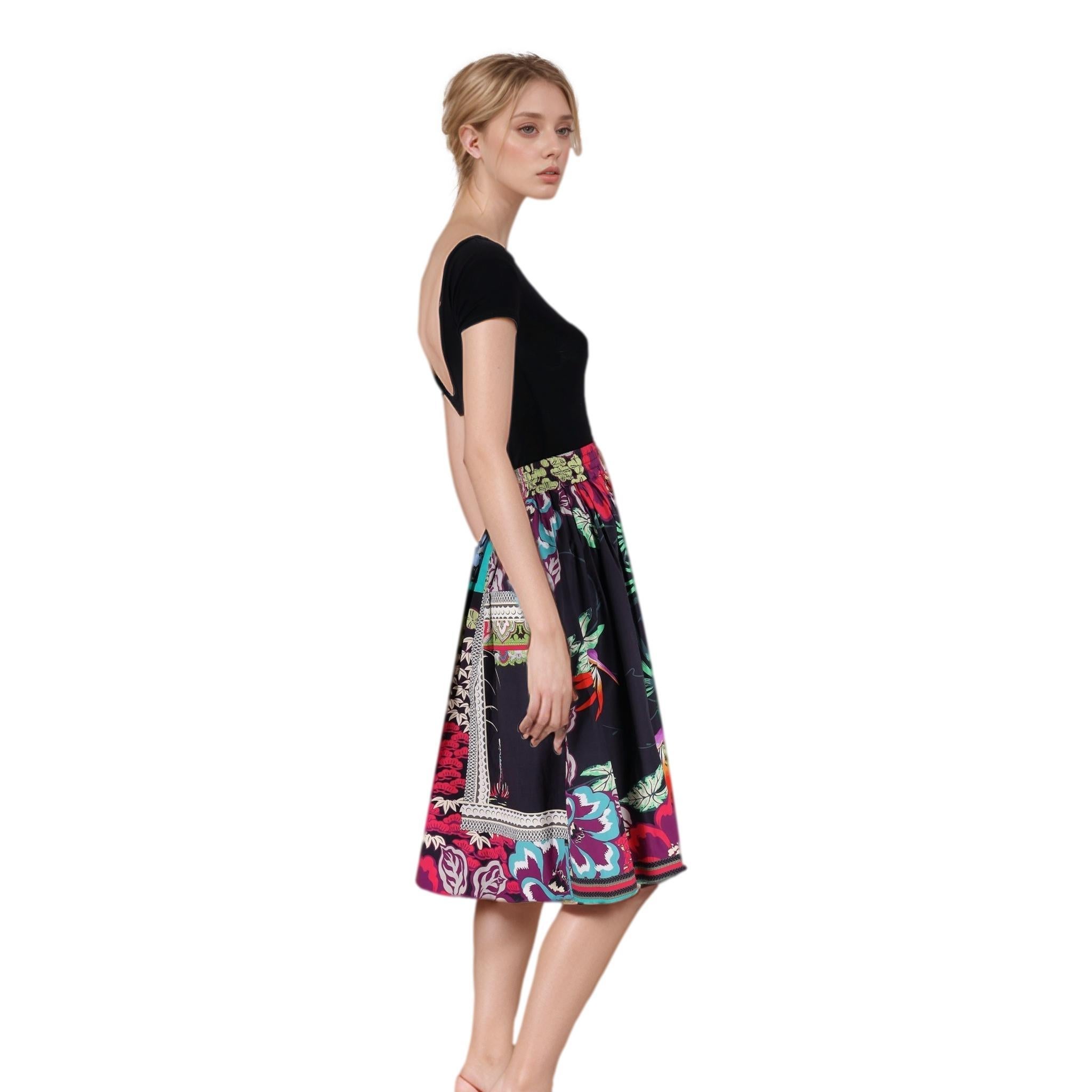 Etro Topical Floral Print Cotton Skirt In Excellent Condition For Sale In London, GB