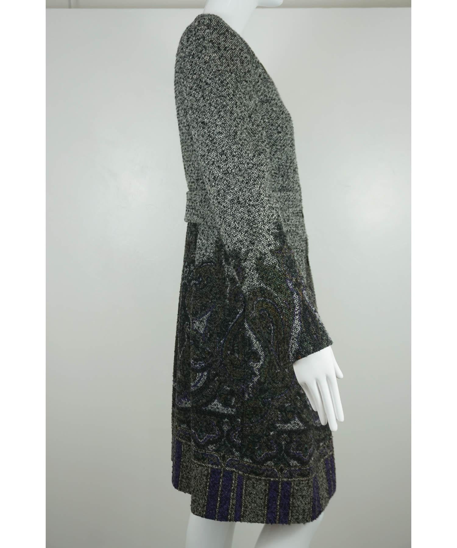 Etro Tweed Paisley Patterned Coat Sz 42 In Excellent Condition For Sale In Carmel, CA