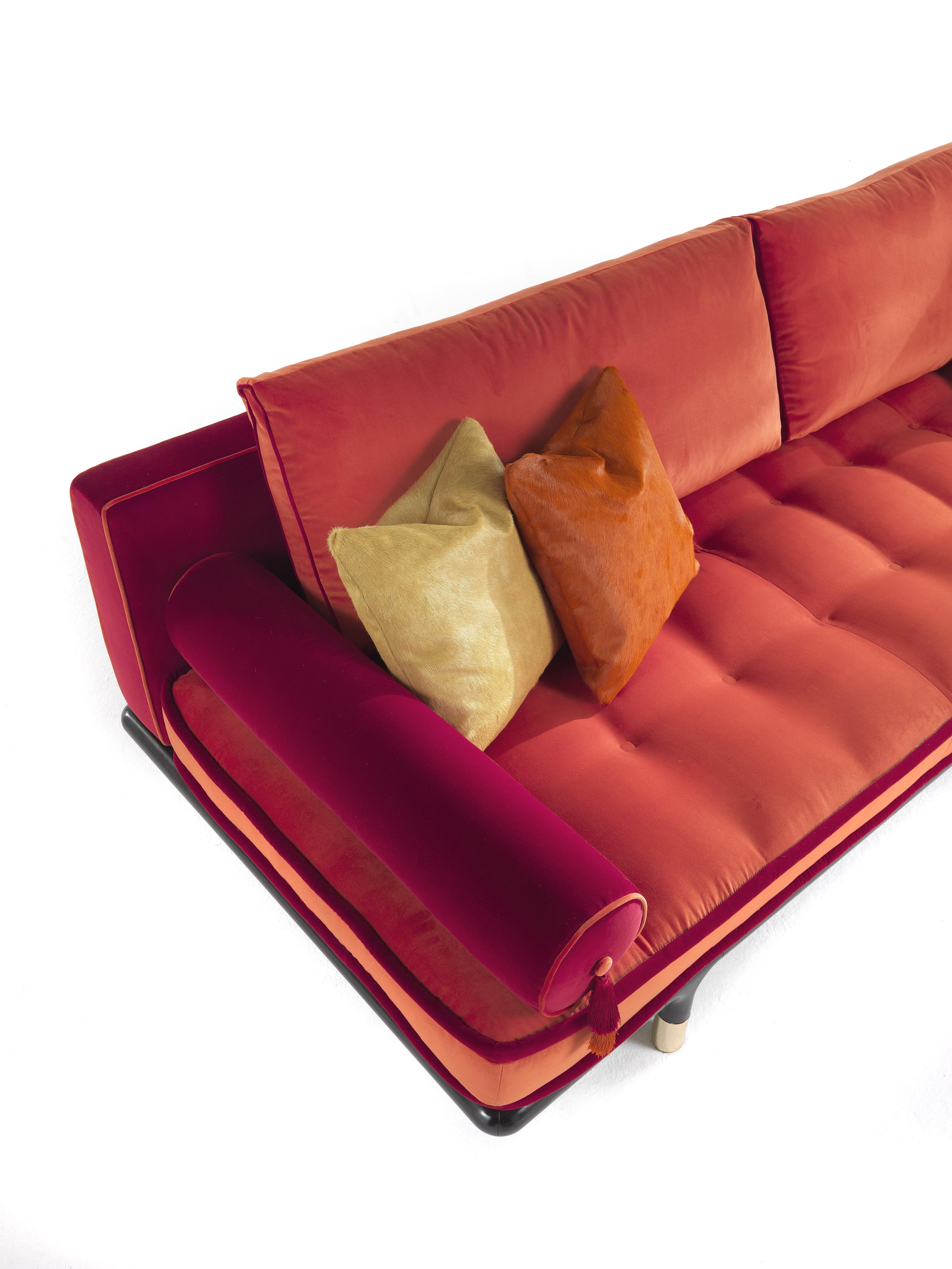21. Jahrhundert Woodstock 4-Sitzer-Sofa aus Samt von Etro Home Interiors (Moderne) im Angebot