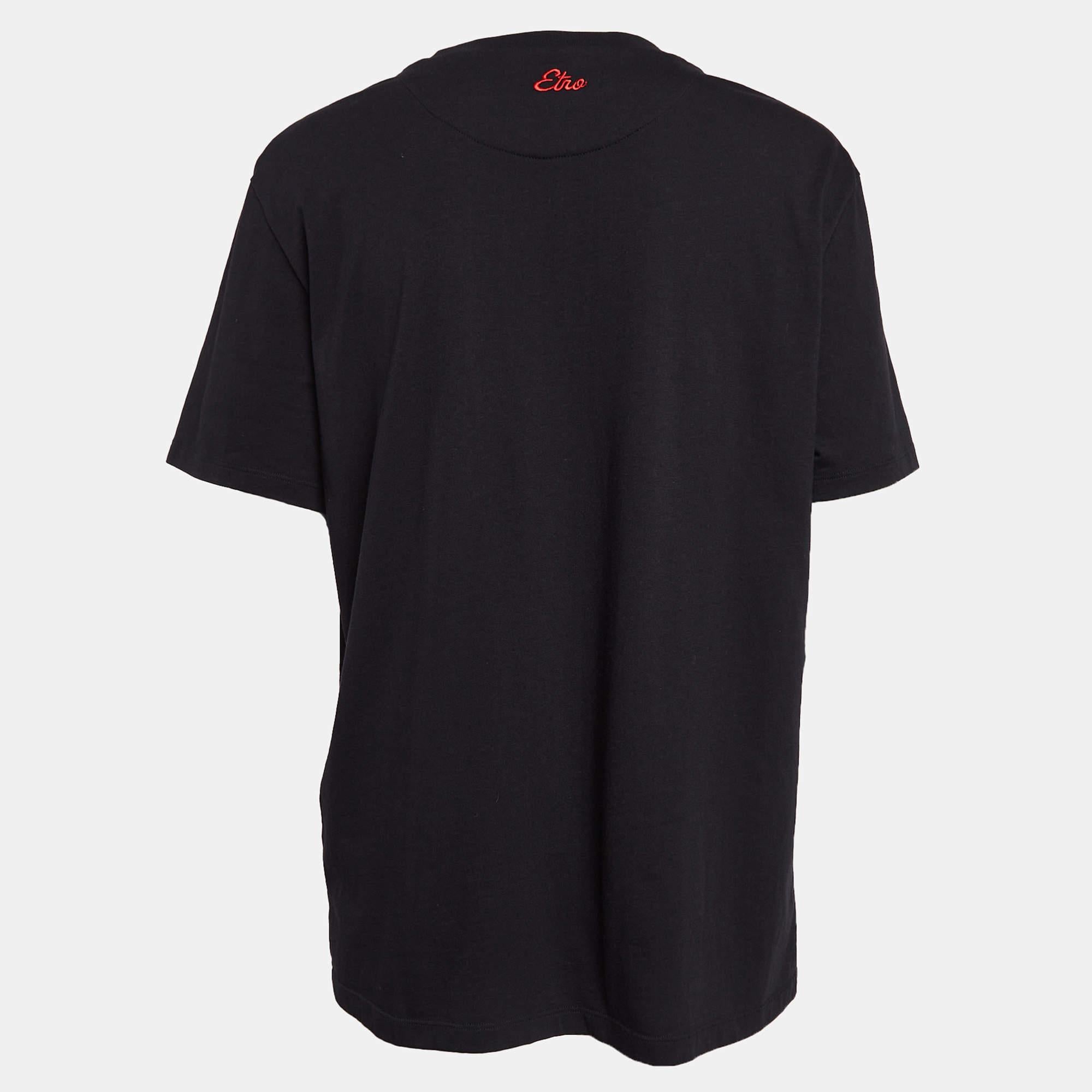 Choose all day comfort with this Etro x Tom and Jerry T shirt. Beautifully made the black T shirt featuring a round neckline and short sleeves guarantees quality and luxe style.
