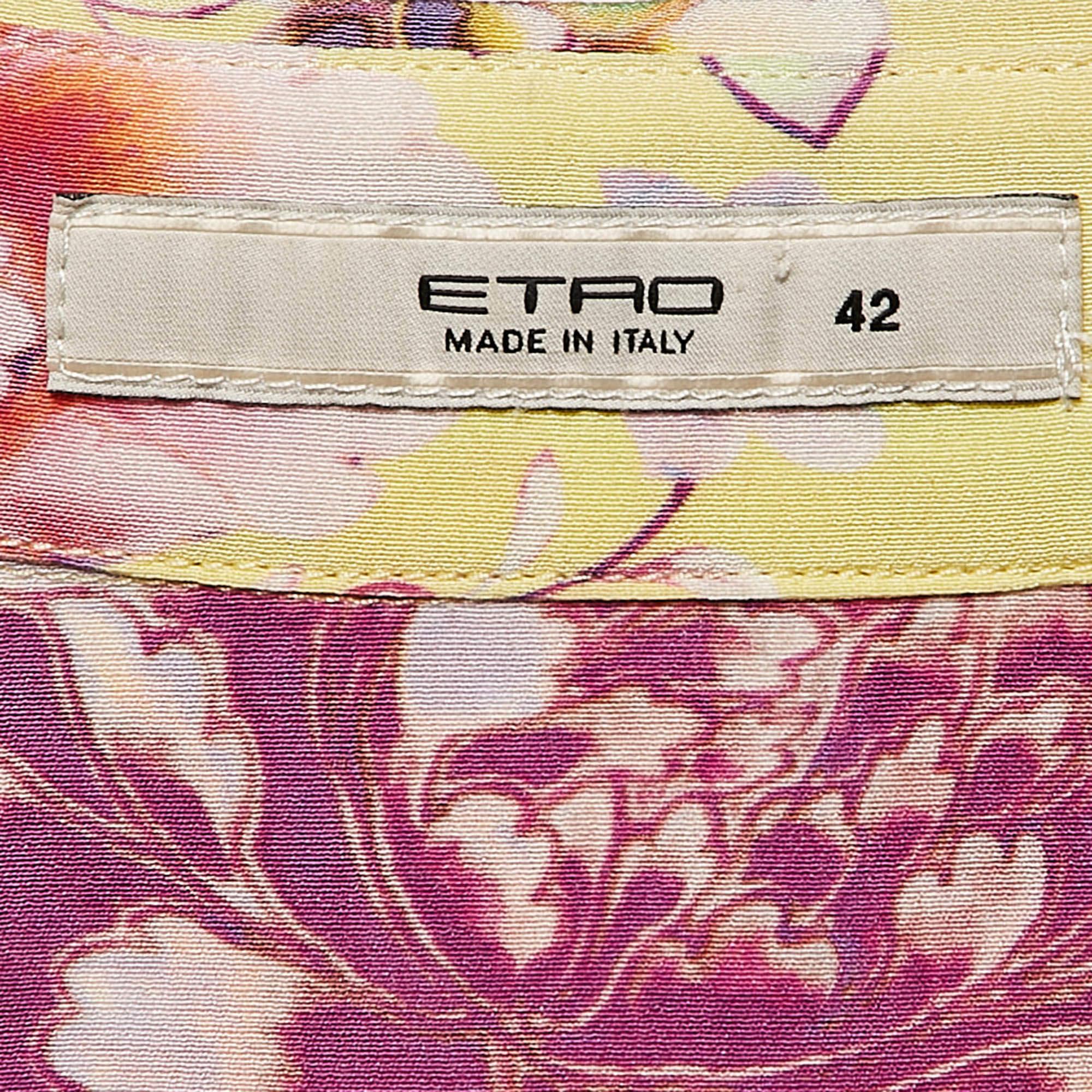 Etro Camicia a maniche intere in seta floreale gialla M. I. In condizioni buone in vendita a Dubai, Al Qouz 2