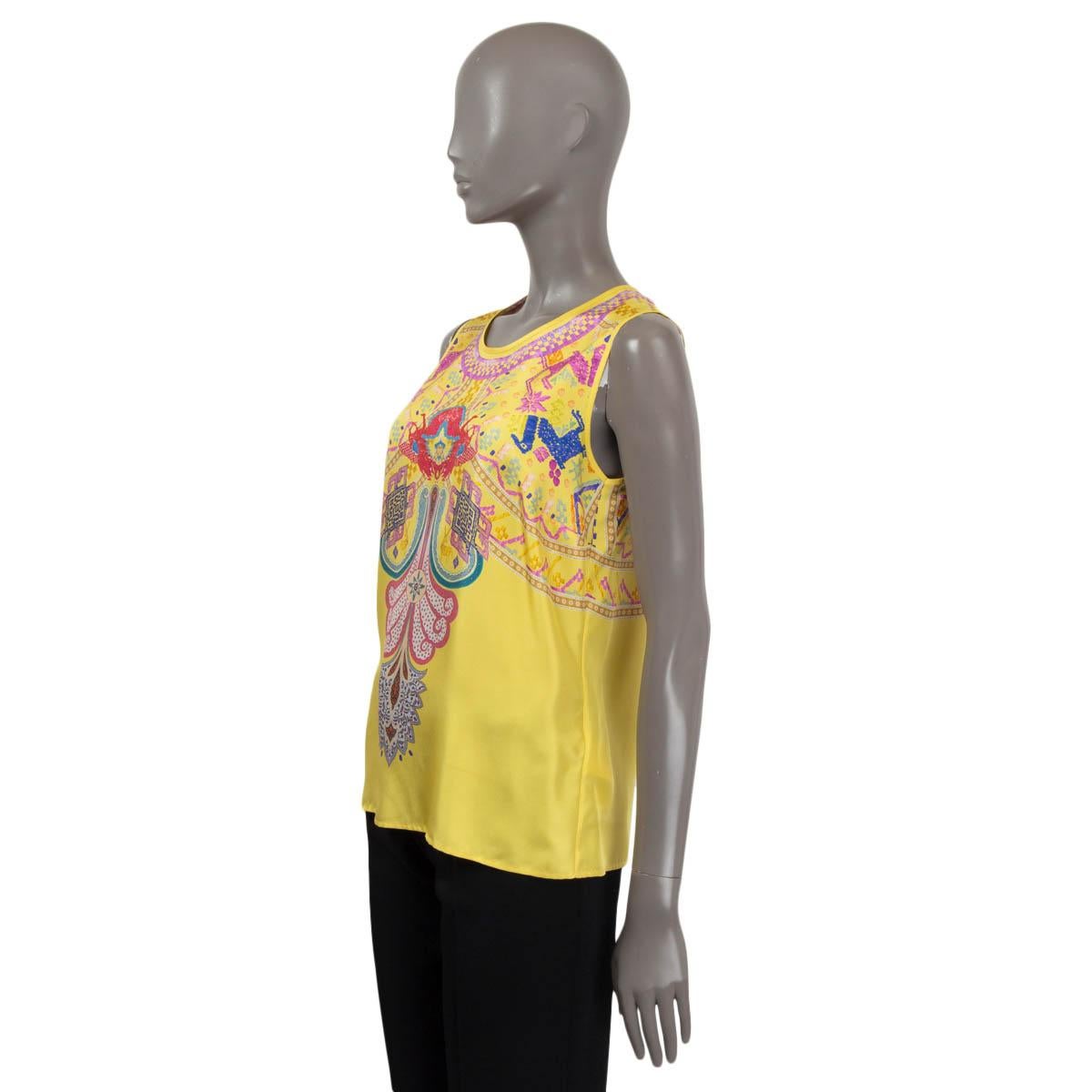 ETRO yellow silk NATIVE PRINTED SLEEVELESS Blouse Shirt 42 M In Excellent Condition For Sale In Zürich, CH