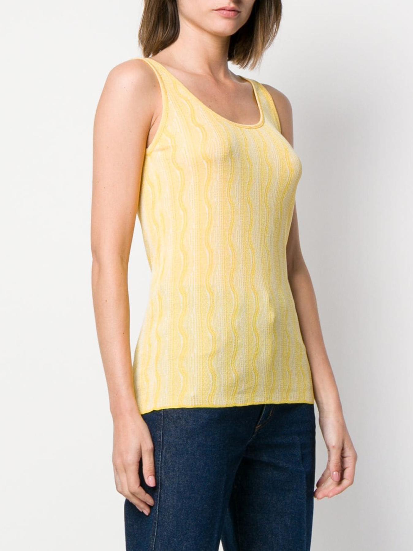 Jaune Etro - Débardeur en maille jaune à motif de vagues, taille 40 en vente