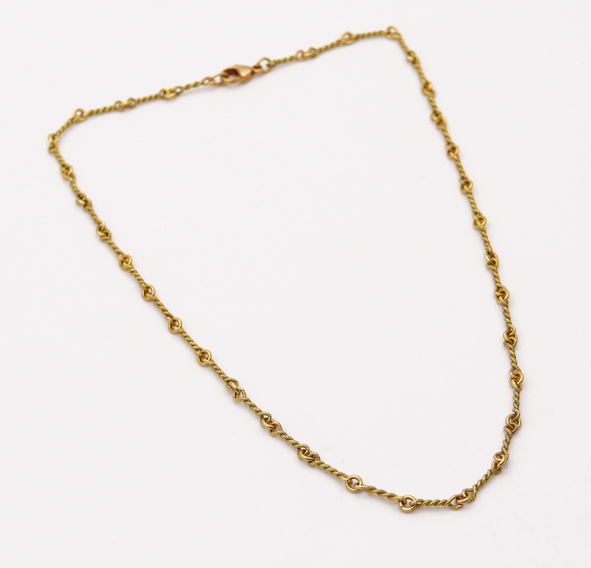 Néo-étrusque ETRUSCAN 1980 Chaîne à maillons torsadés de 16 pouces en or jaune massif 18Kt en vente