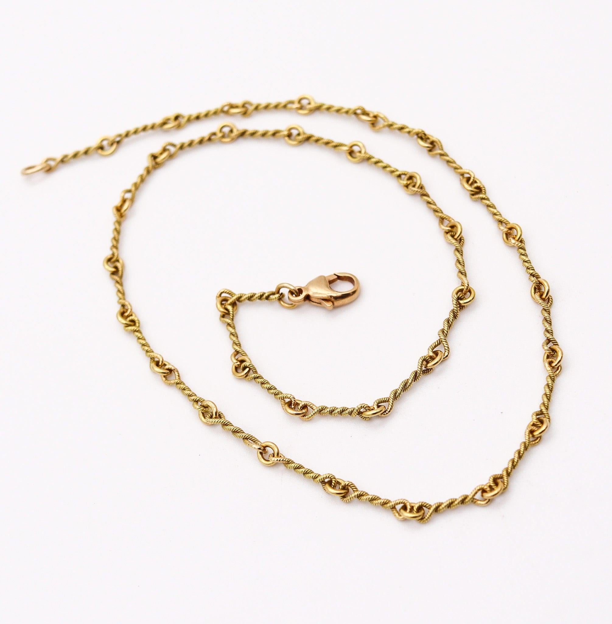 ETRUSCAN 1980 Chaîne à maillons torsadés de 16 pouces en or jaune massif 18Kt en vente 2
