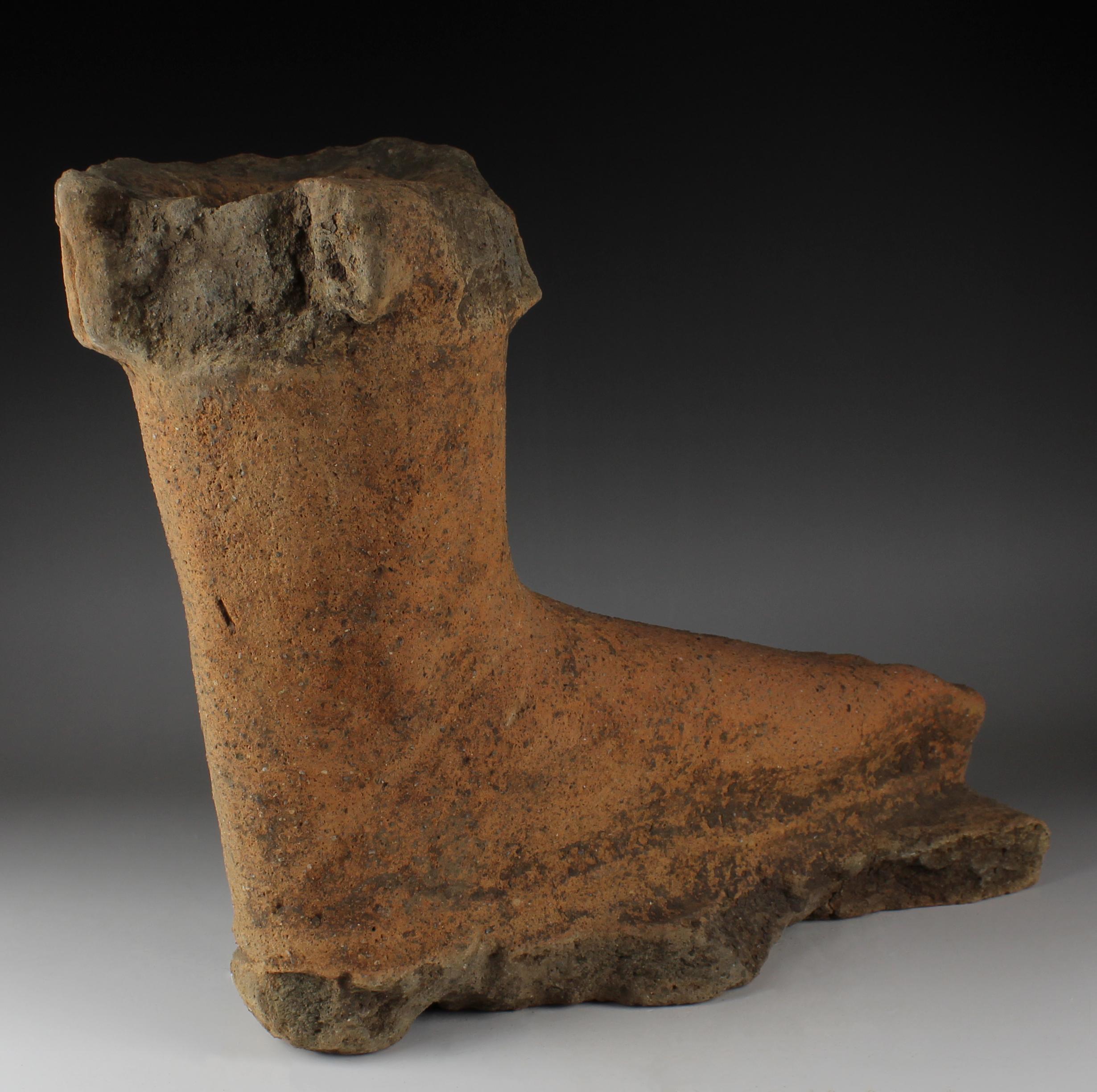 Etruscan anatomical votive model of a foot In Good Condition In EL CAMPELLO, ES