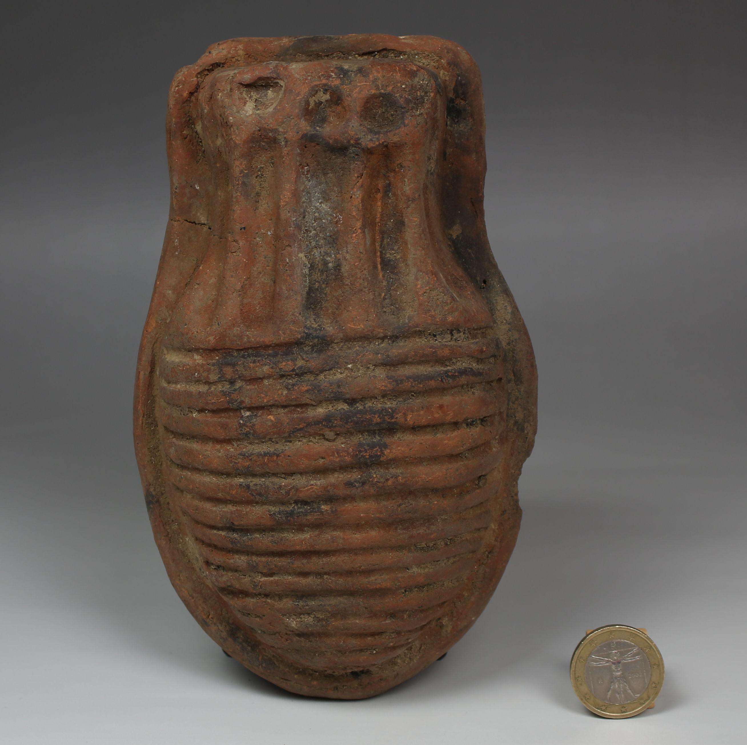 Prehistoric Etruscan anatomical votive model of an uterus