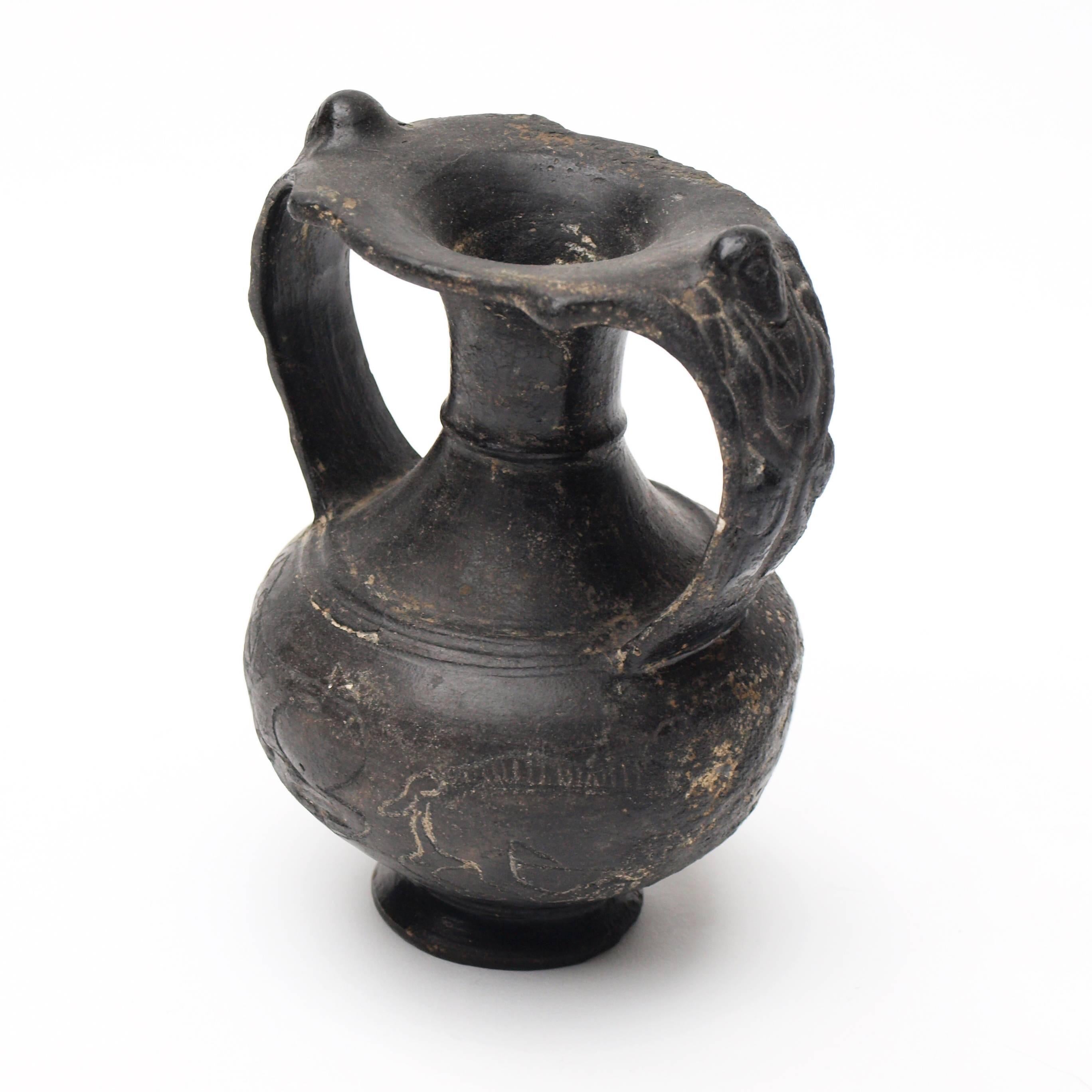 etruscan bucchero vase