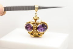 Etruscan Charm 18 Karat circa 1940s Large Charm Purple Amethyst Vintage Etruscan