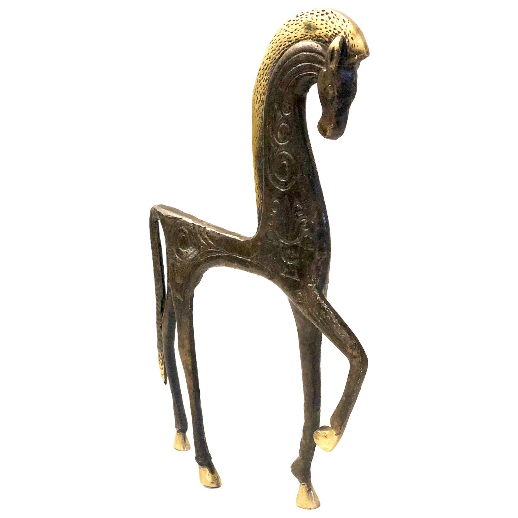 etruscan horse sculpture