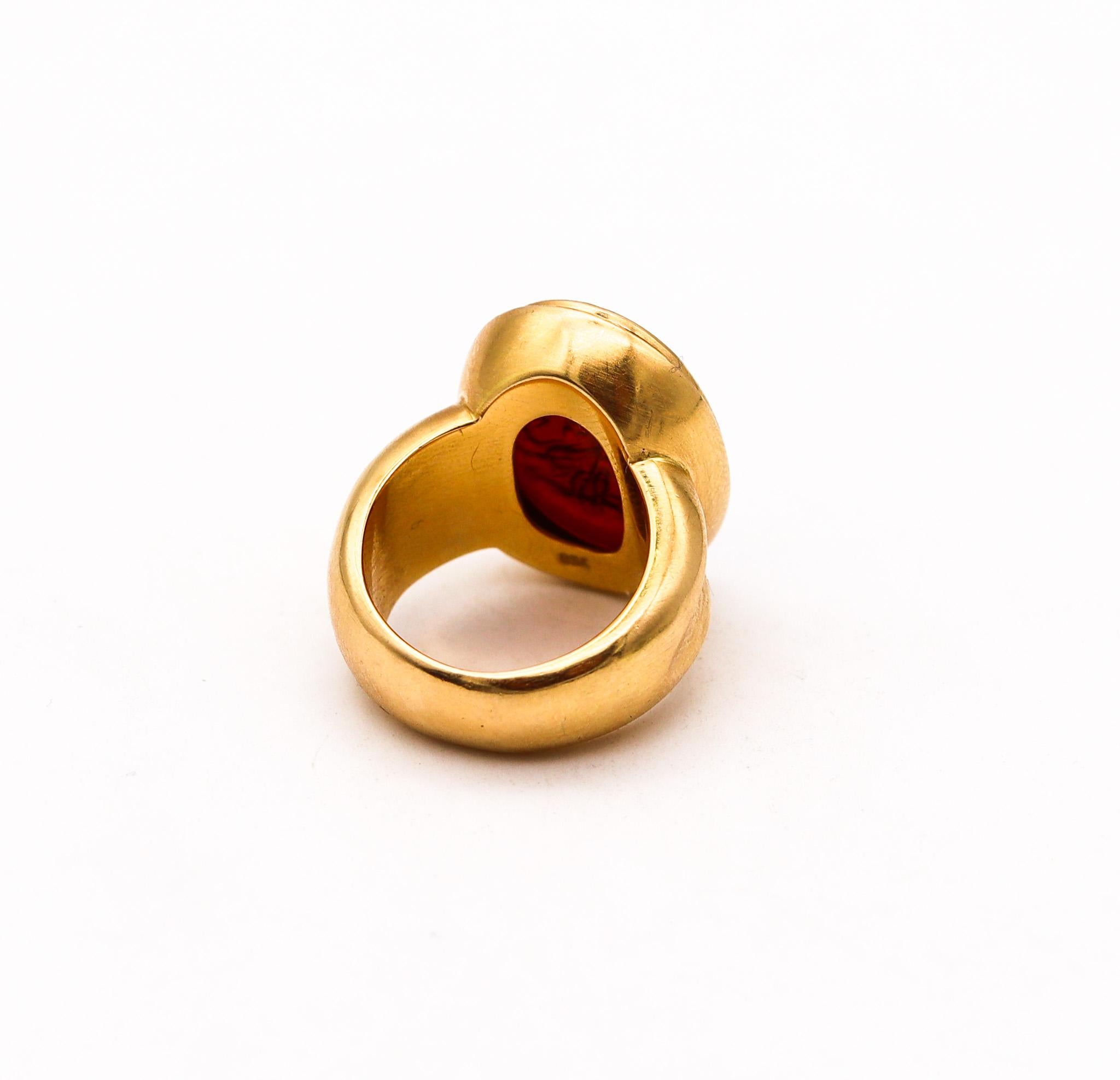 Cabochon Etruscan Intaglio Signet Cocktail Ring With Carved Carnelian In 18Kt Yellow Gold For Sale