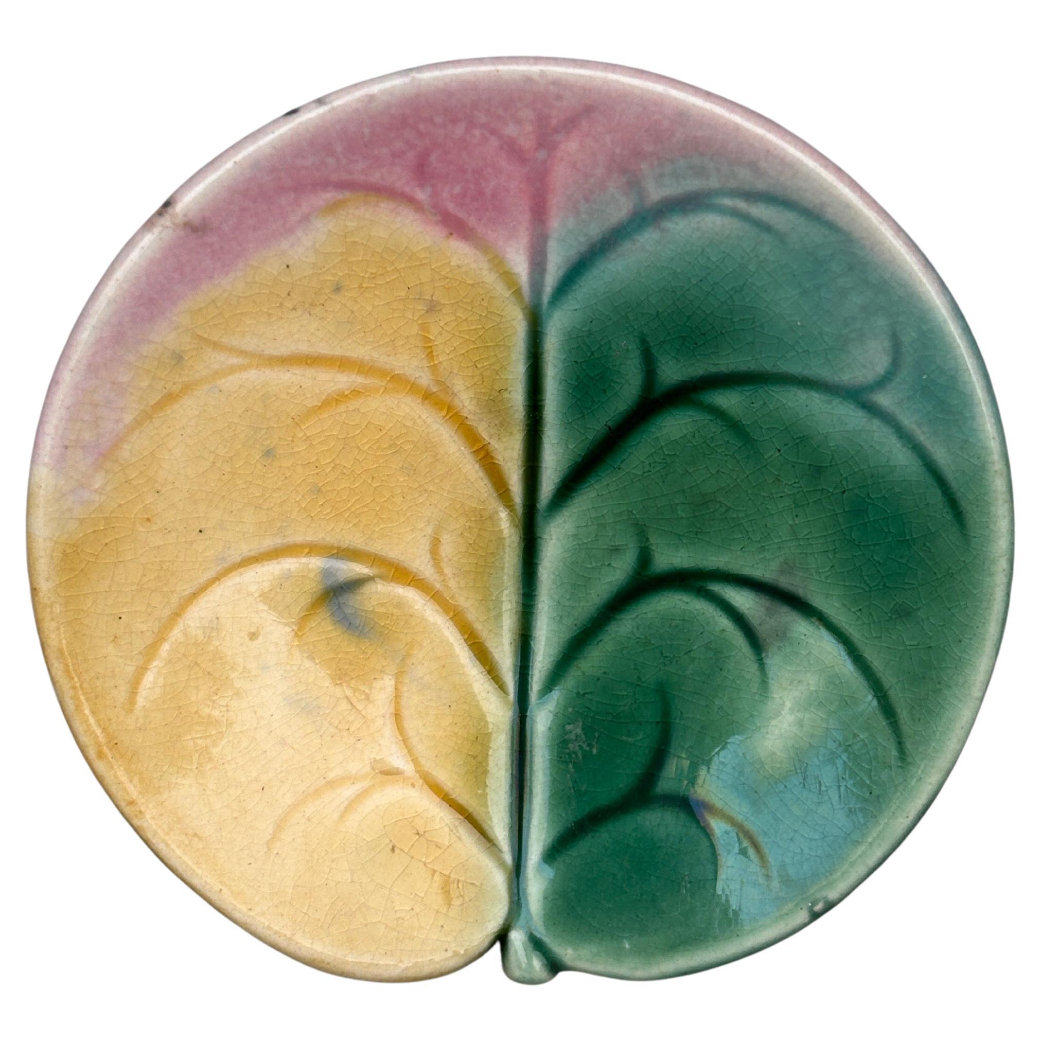 Etruscan Majolica Leaf Butter Pat, circa 1890 For Sale