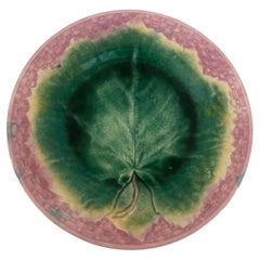 Etruscan Majolica Mable Leaf Wall Plate by Griffin Smith & Hill, 1880's