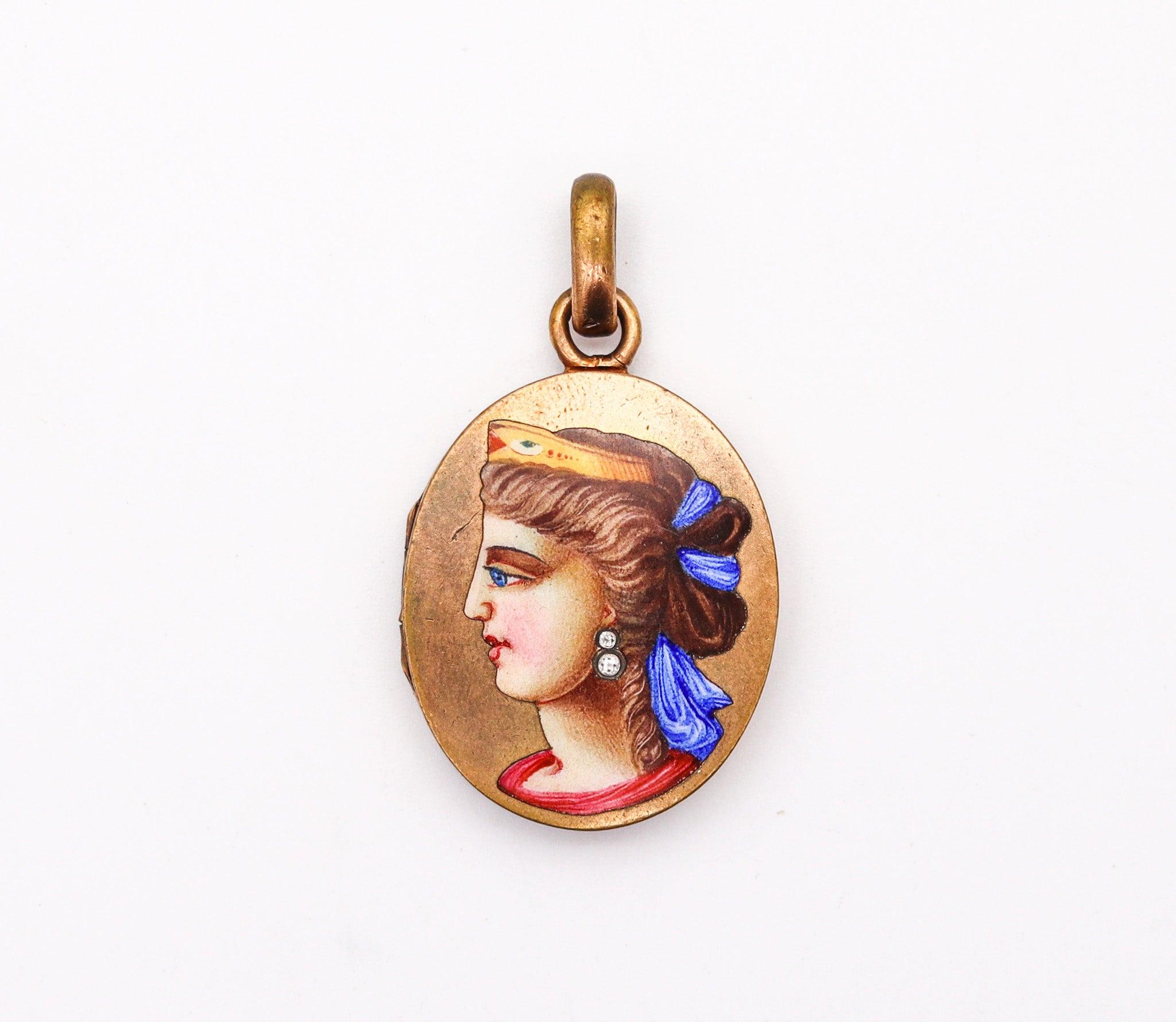 REVIVAL ETRUSCAN 1870 Médaillon italien émaillé d'une reine en vermeil avec diamants en vente 3