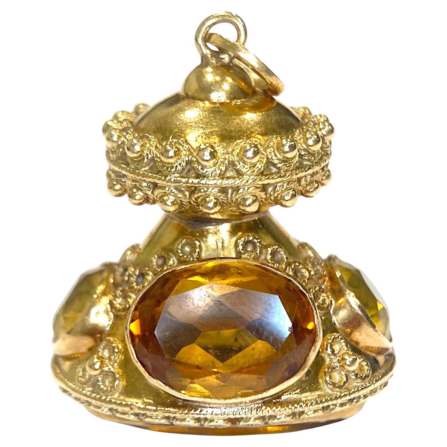 Pendentif à breloques en or 18K avec citrine de style néo-étrusque en vente