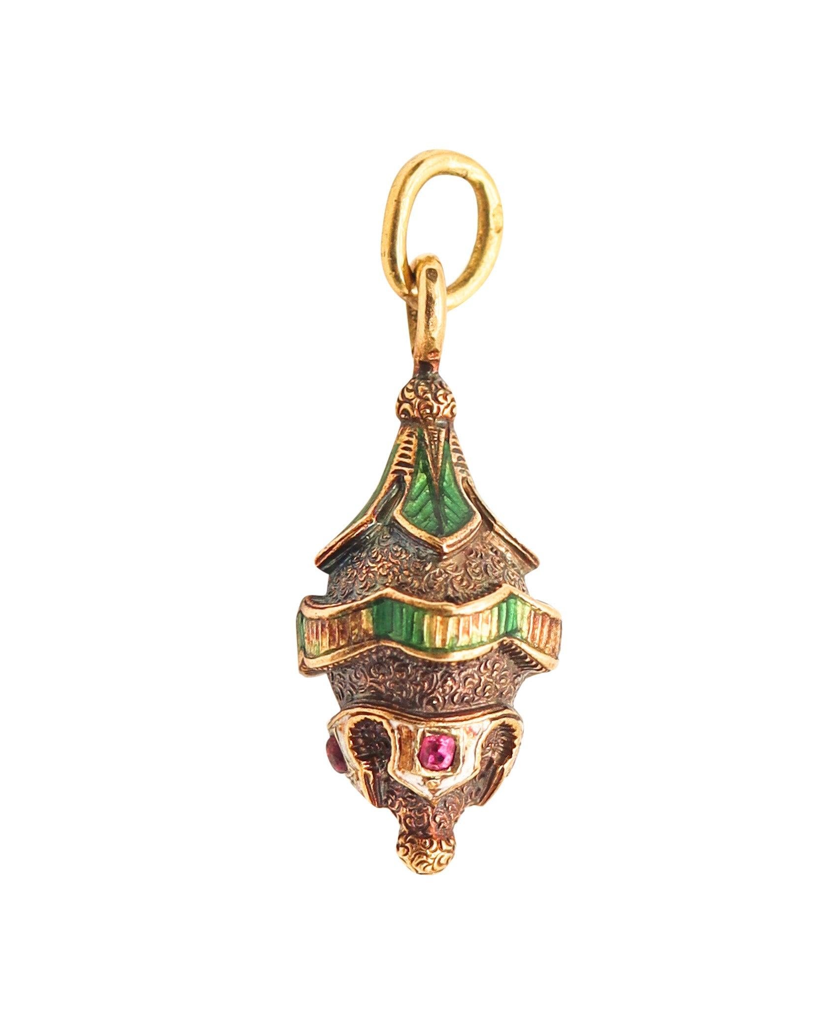 ETRUSCAN REVIVAL 1900 Ciondolo smaltato francese in oro 18Kt con rubini