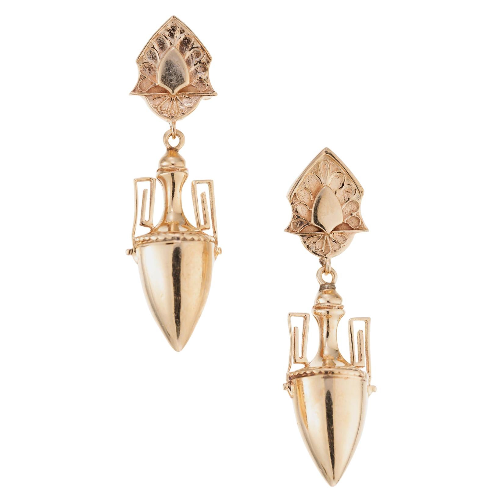 Etruscan Revival 19th Century Yellow Rose Gold Dangle Earrings For Sale